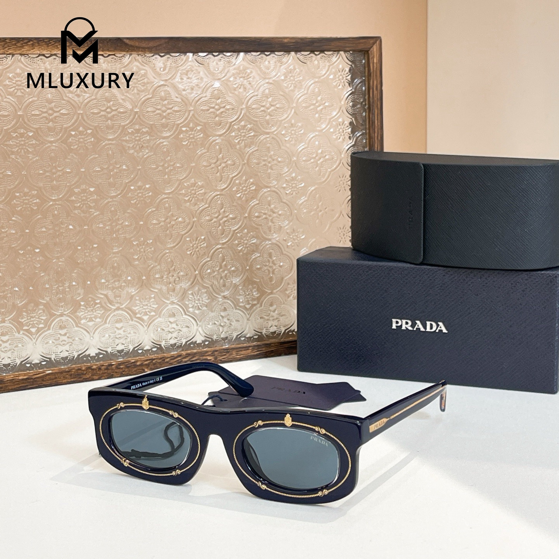 PRADA PRB02S
