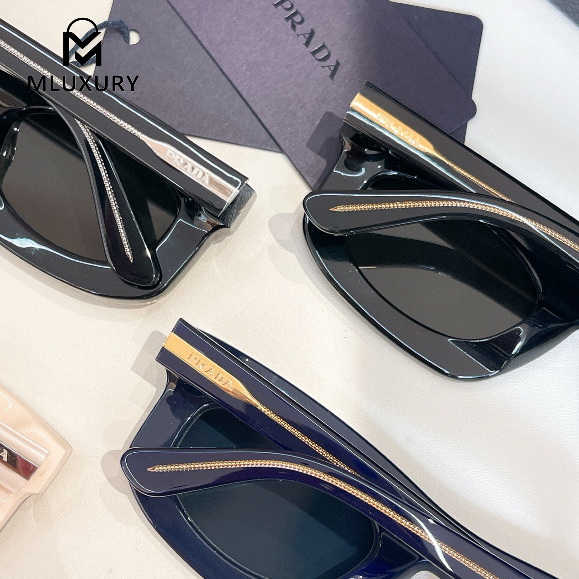 PRADA PRB02S