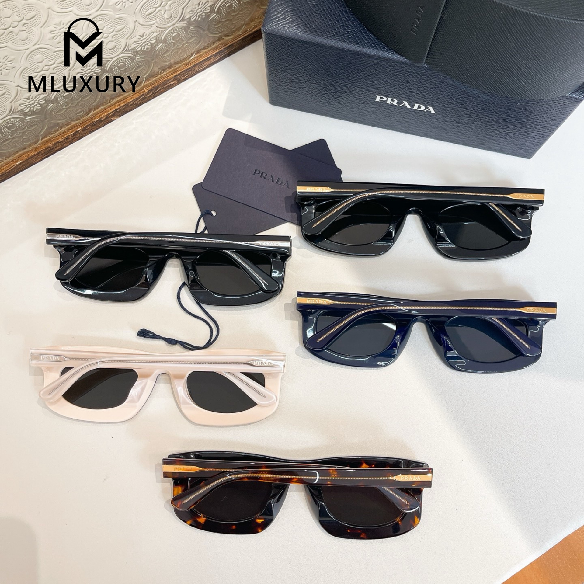PRADA PRB02S