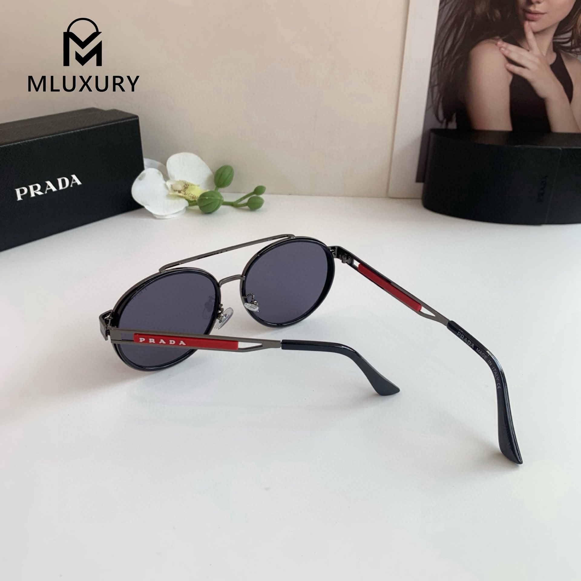 PRADA  PR 165VS