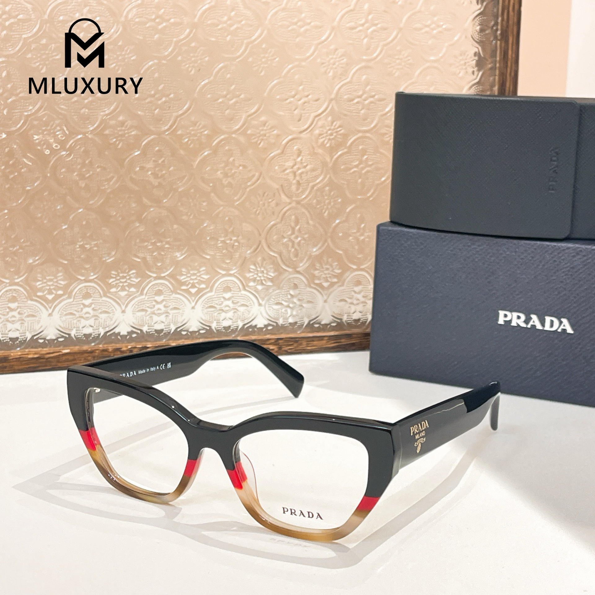 PRADA PR 114YS