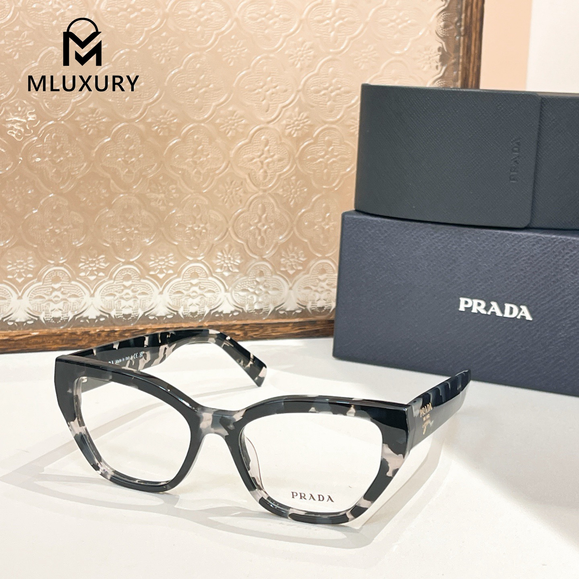 PRADA PR 114YS