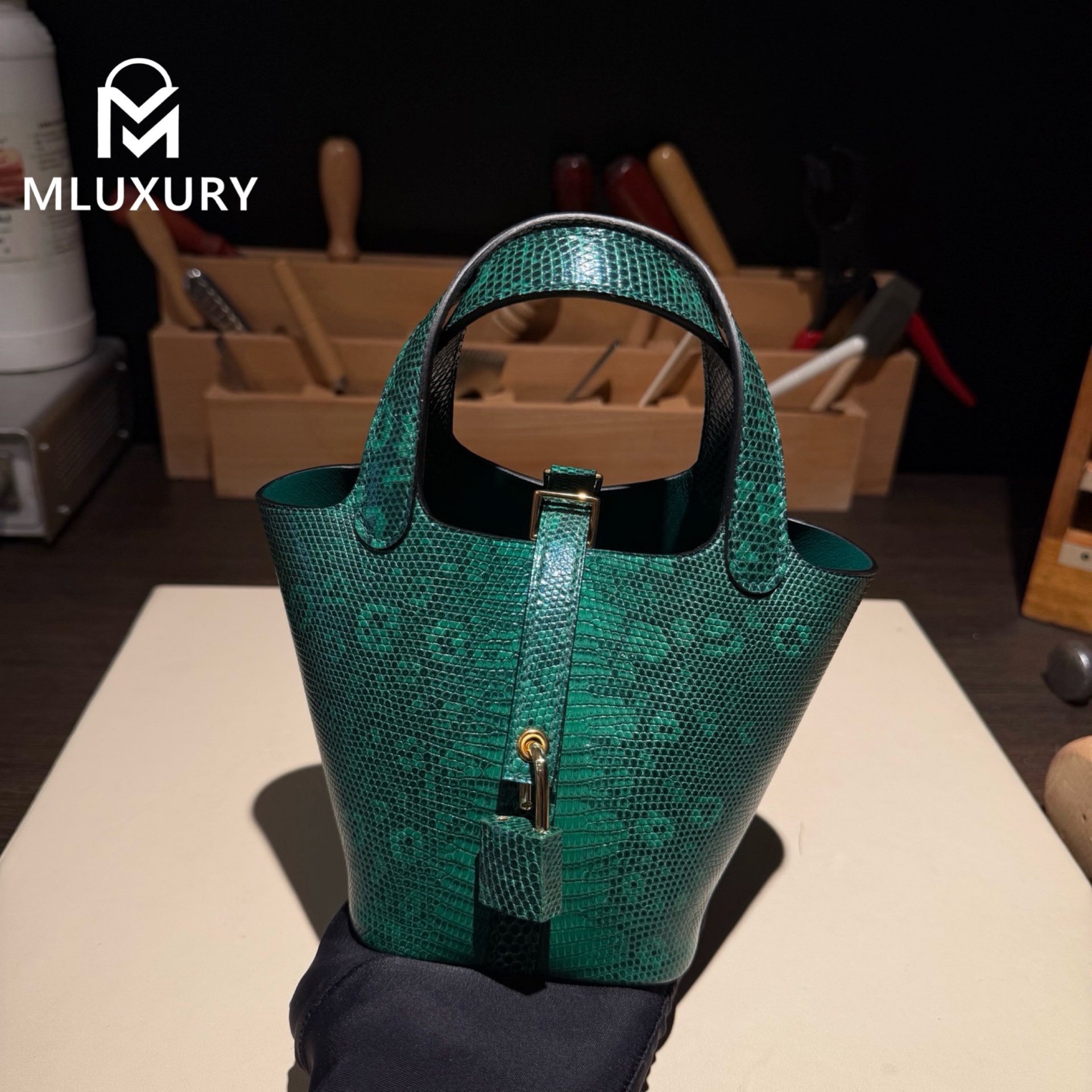Hermès Picotin 14, Snowflake lizard skin, Green, Gold hardware