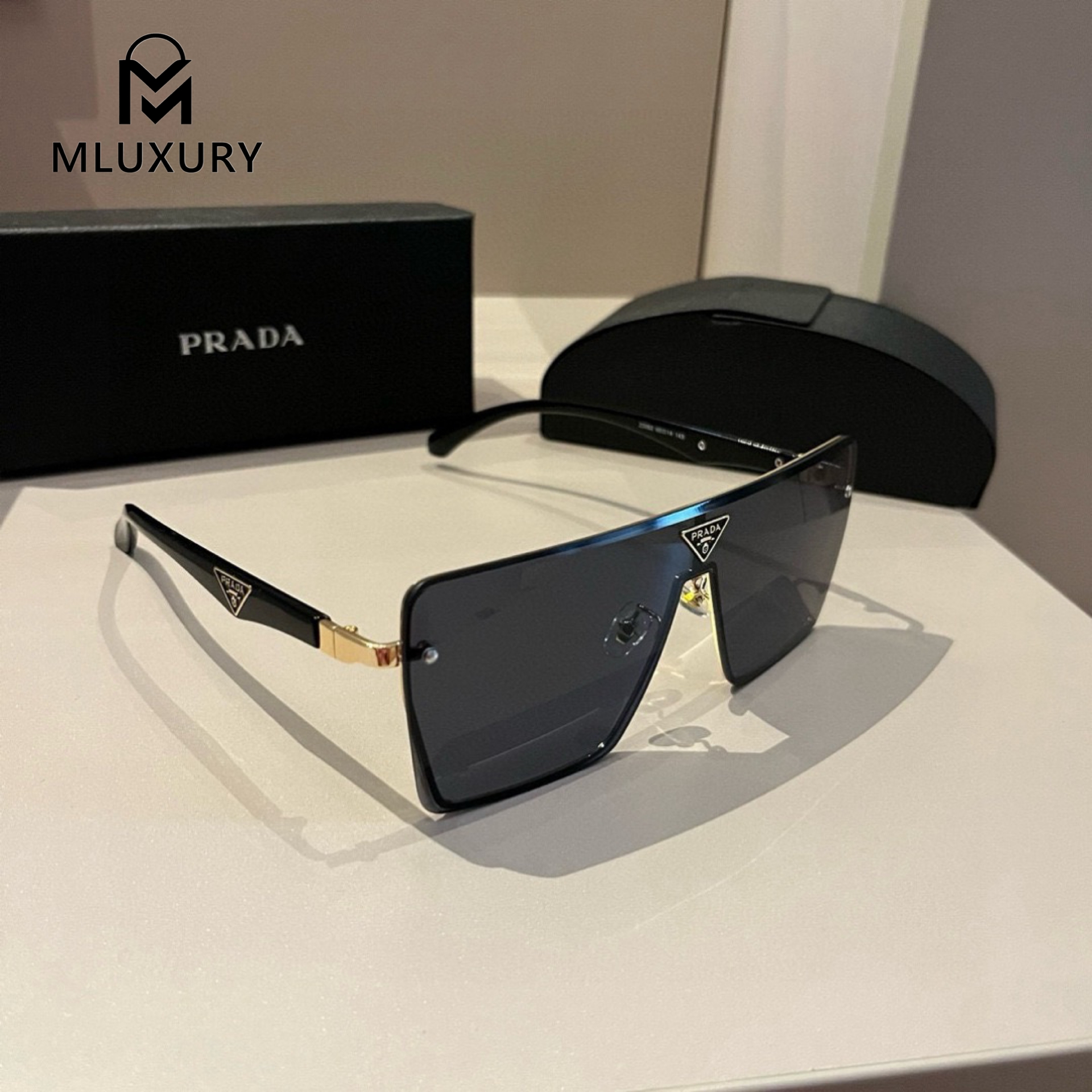 PRADA 23082