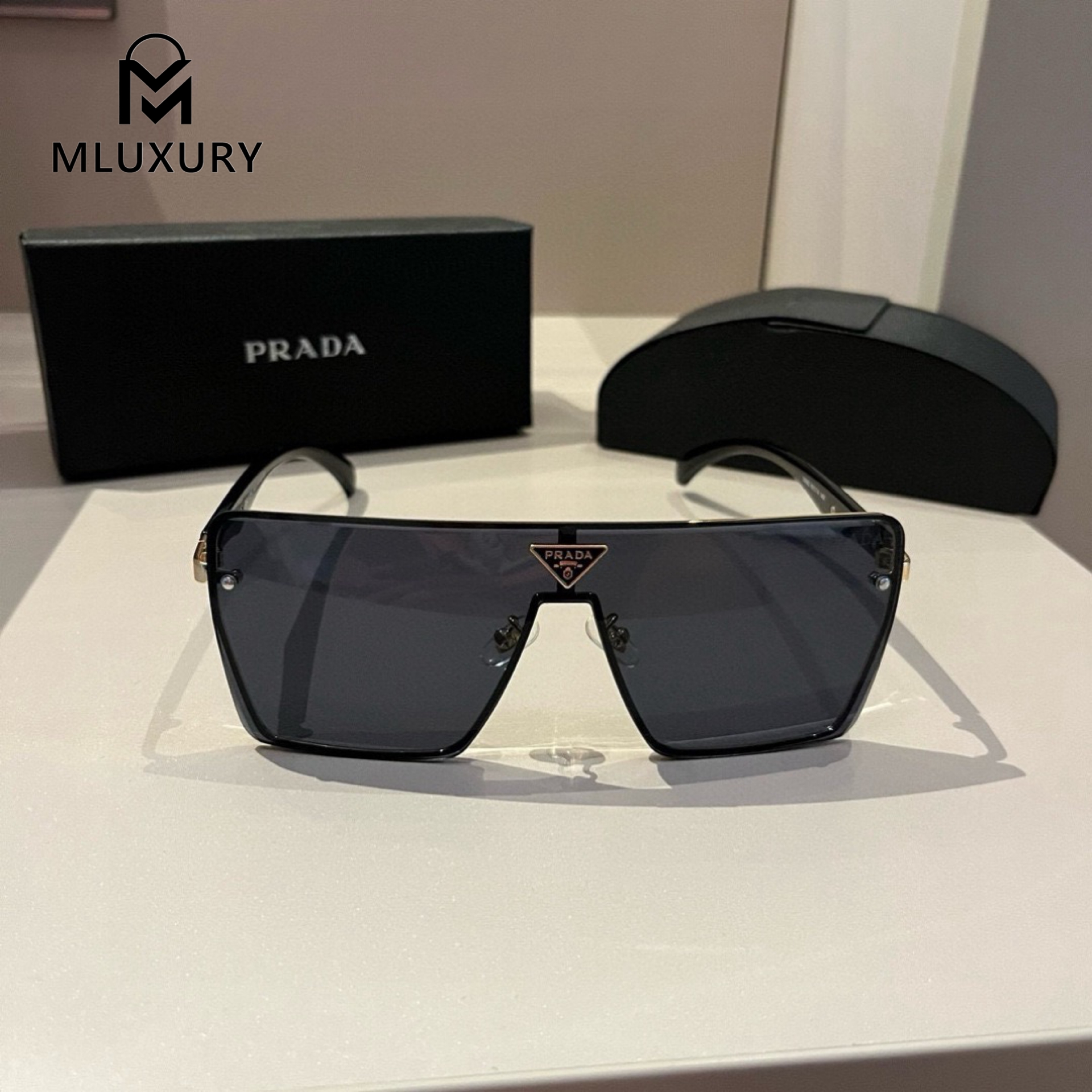 PRADA 23082