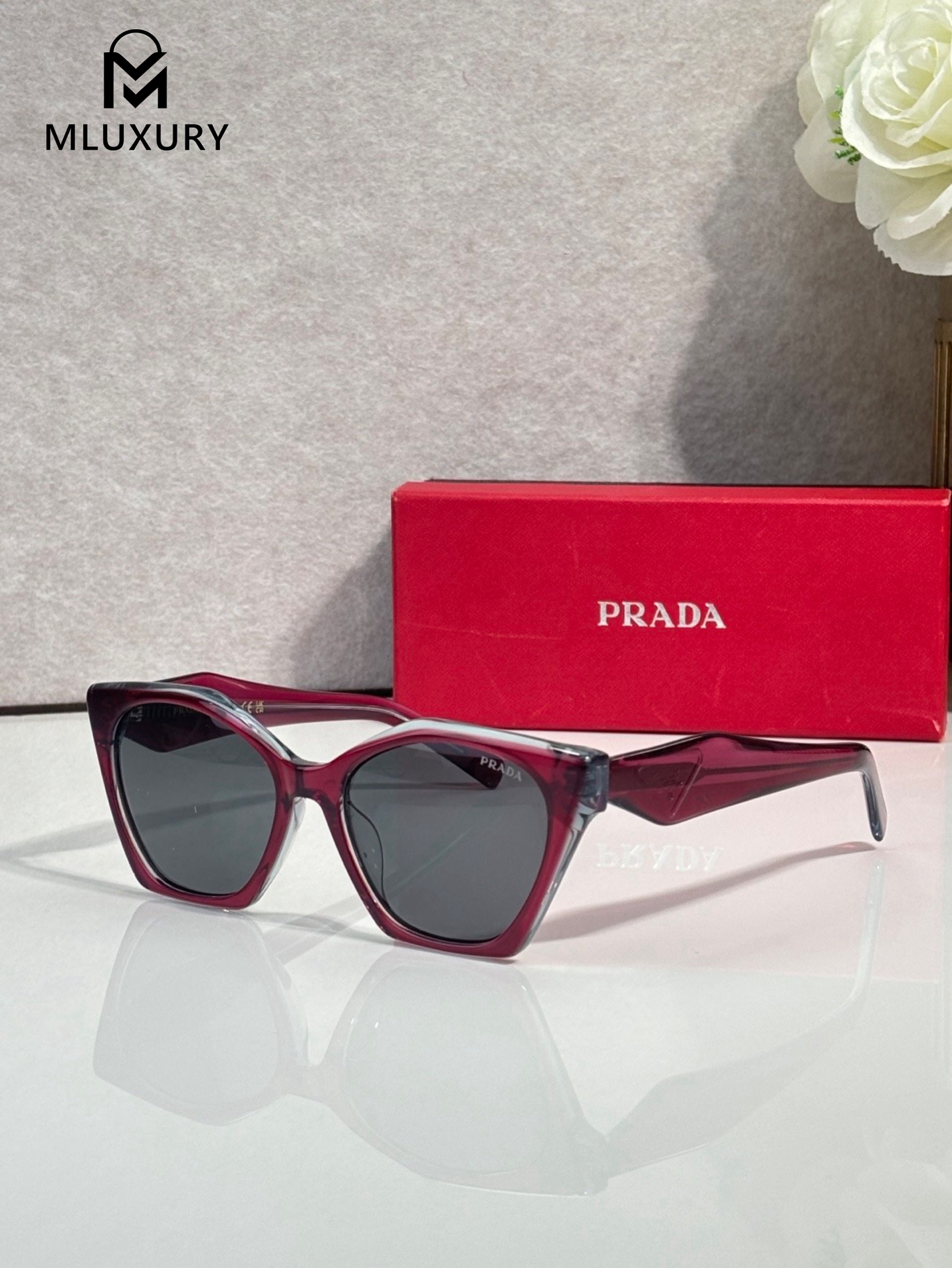 PRADA PR D09VU
