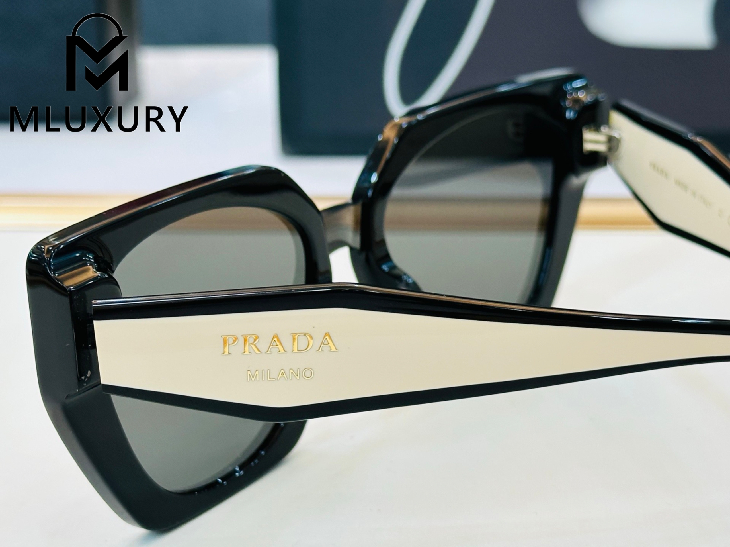 PRADA PR205VS