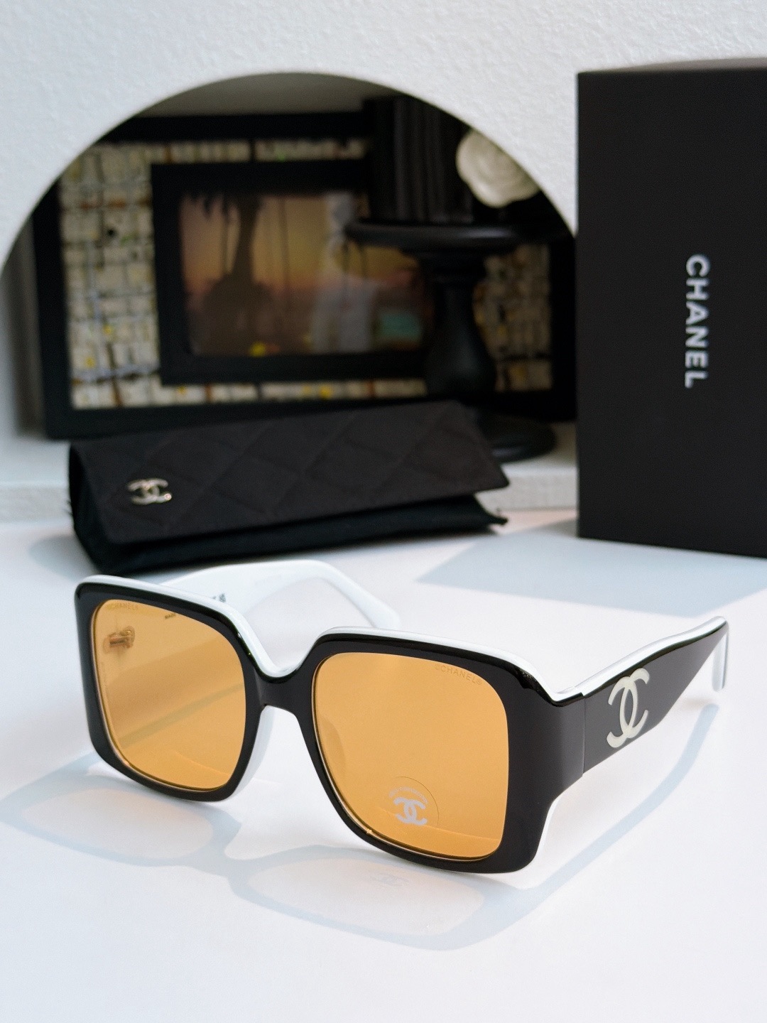 CHANEL 6069