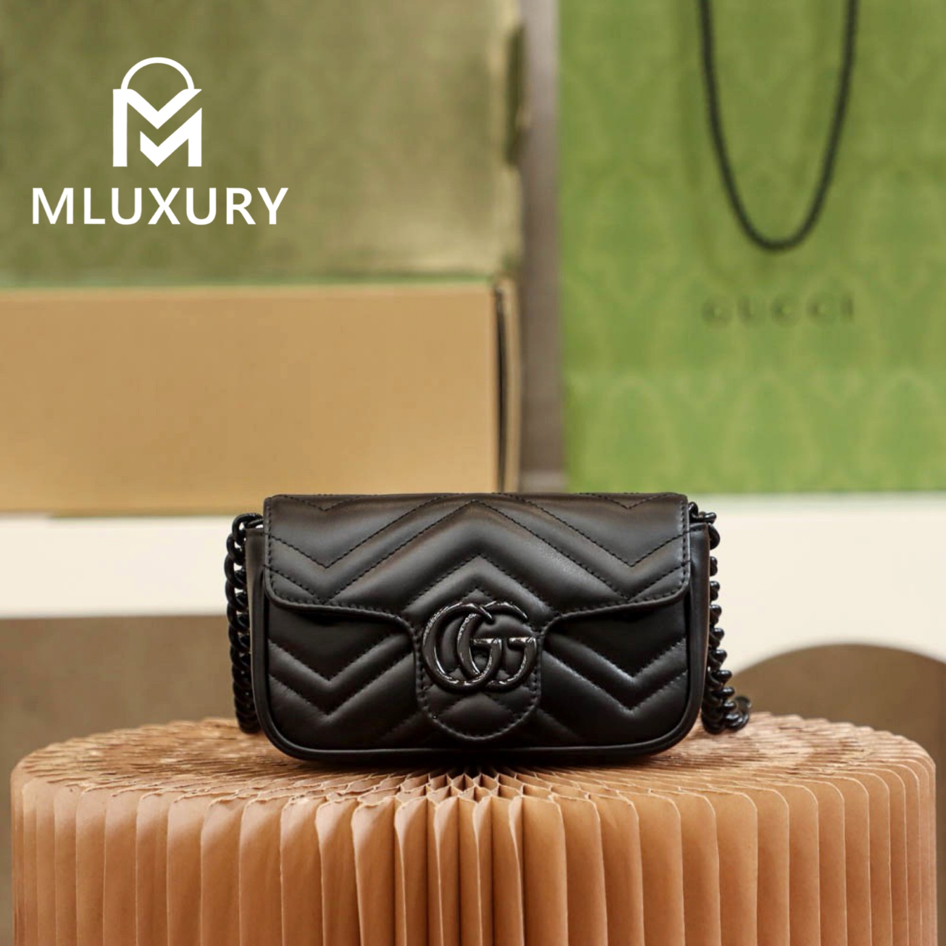 GUCCI GG Marmont, Genuine leather, Black