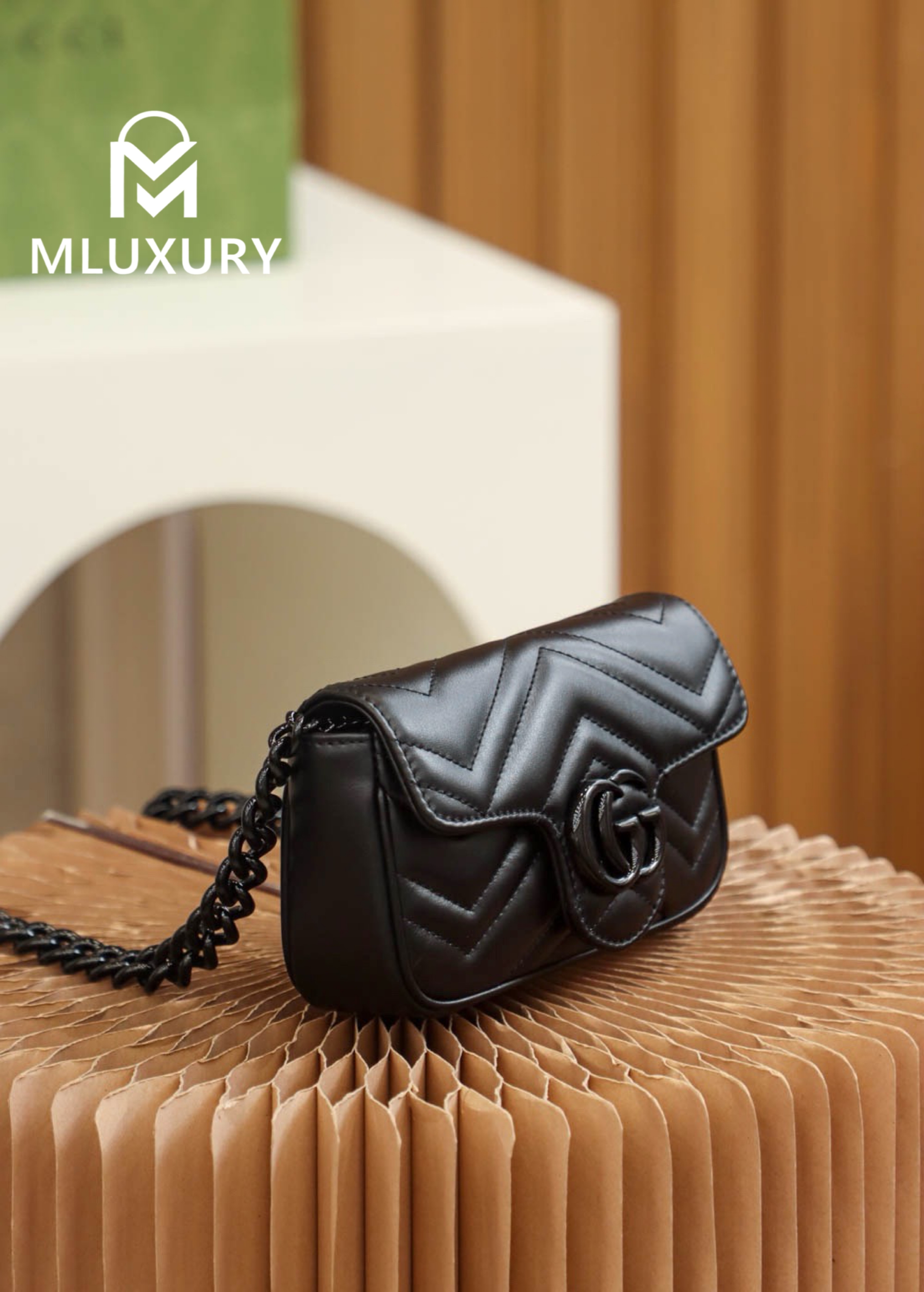 GUCCI GG Marmont, Genuine leather, Black