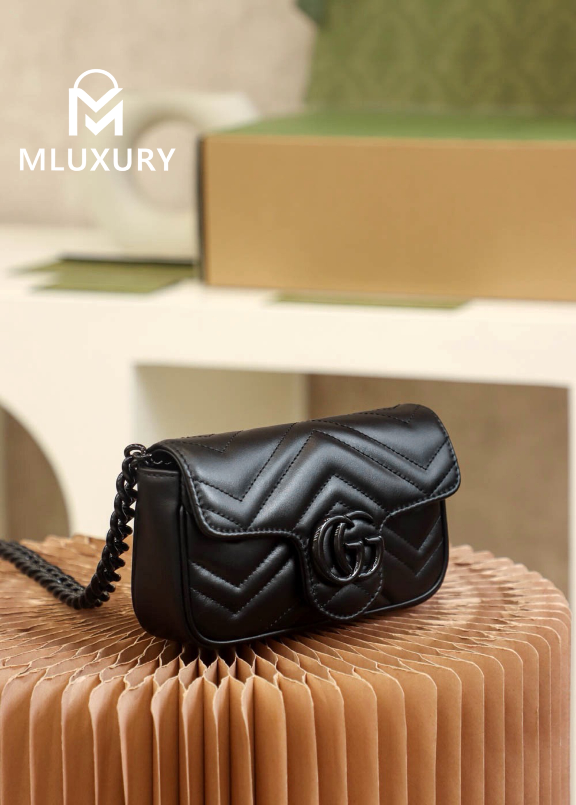 GUCCI GG Marmont, Genuine leather, Black
