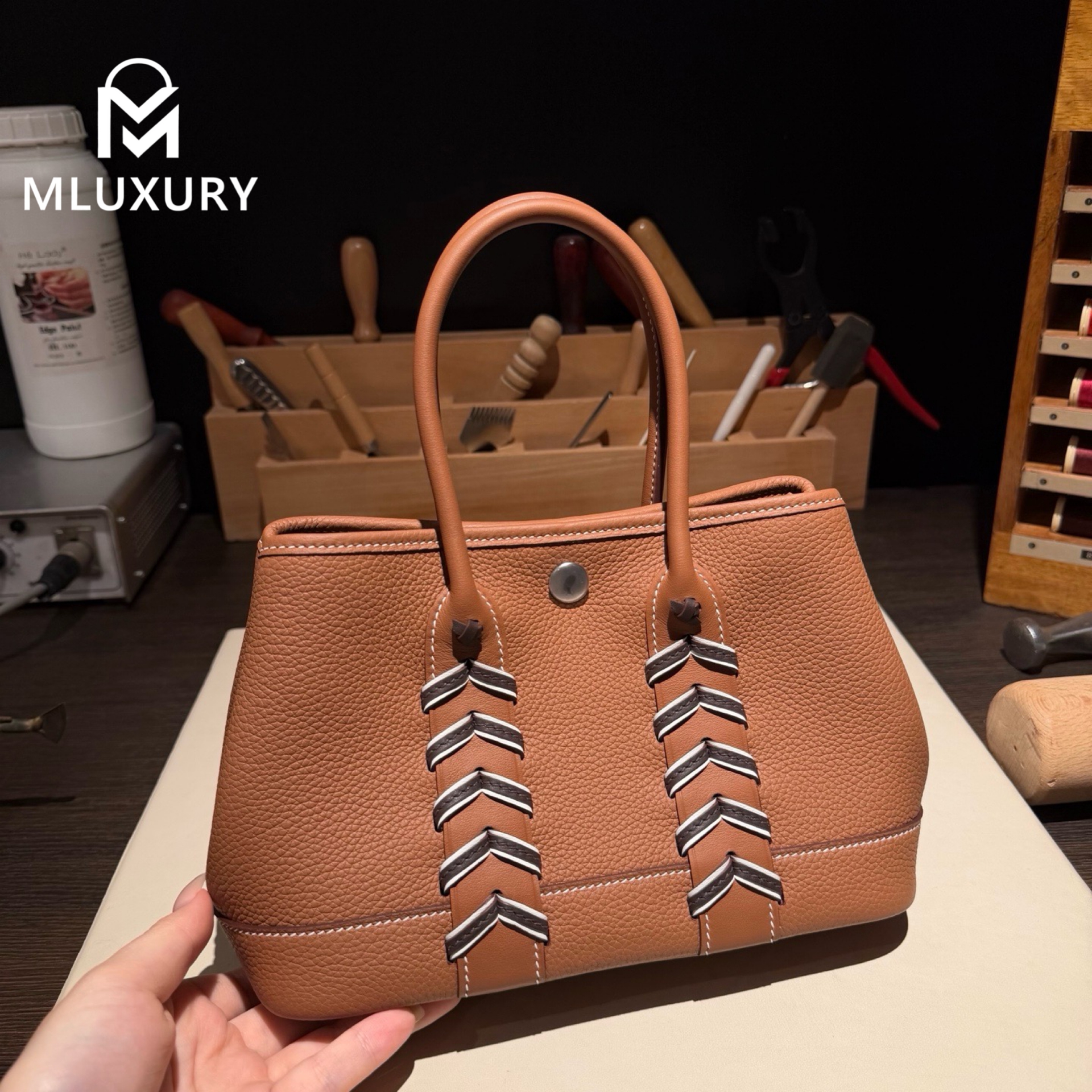 Hermès Neo Garden 23 Woven Bag – Ntogo and Swift Woven Design in Golden Brown