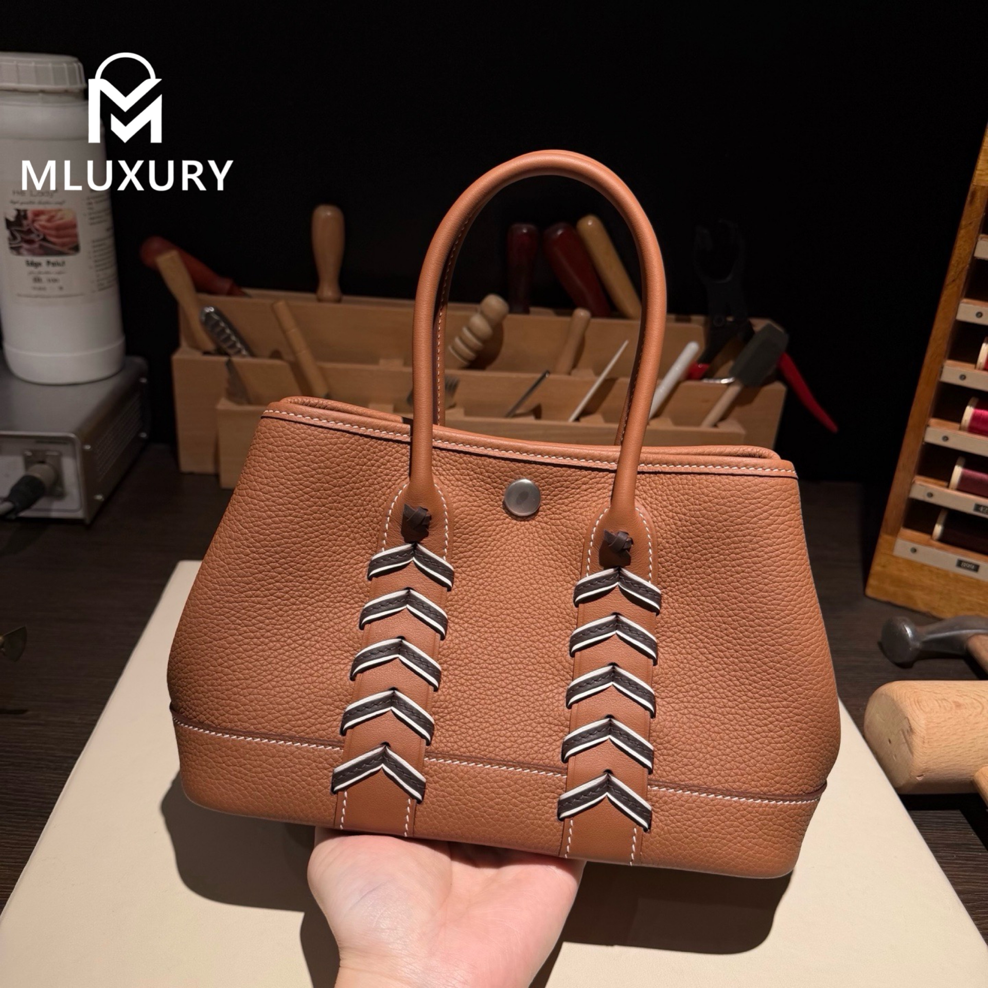 Hermès Neo Garden 23 Woven Bag – Ntogo and Swift Woven Design in Golden Brown