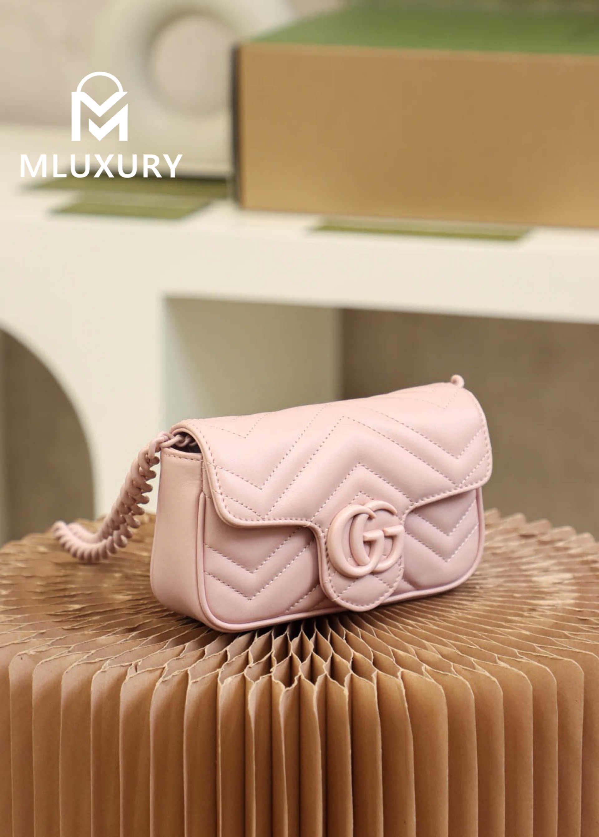 GUCCI GG Marmont, Genuine leather, Pink