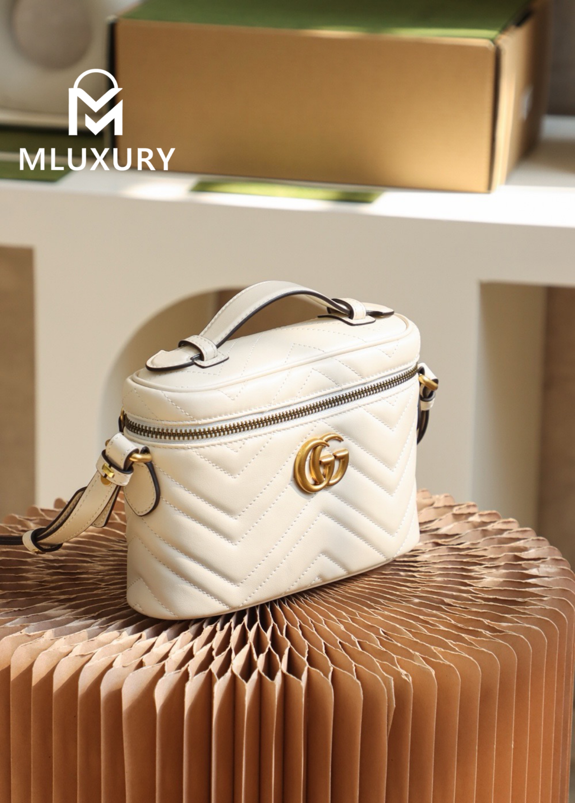 GUCCI Marmont cosmetic bag, Original leather, White