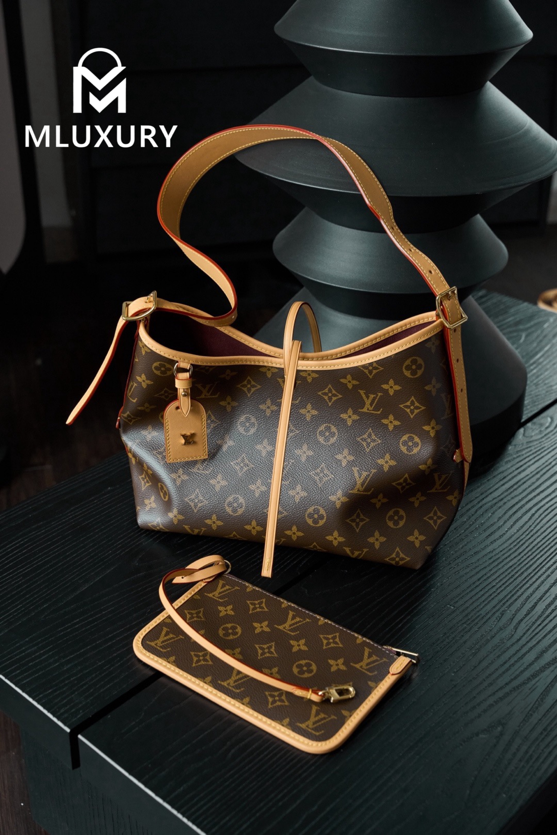 LOUIS VUITTON CARRYALL (small size)