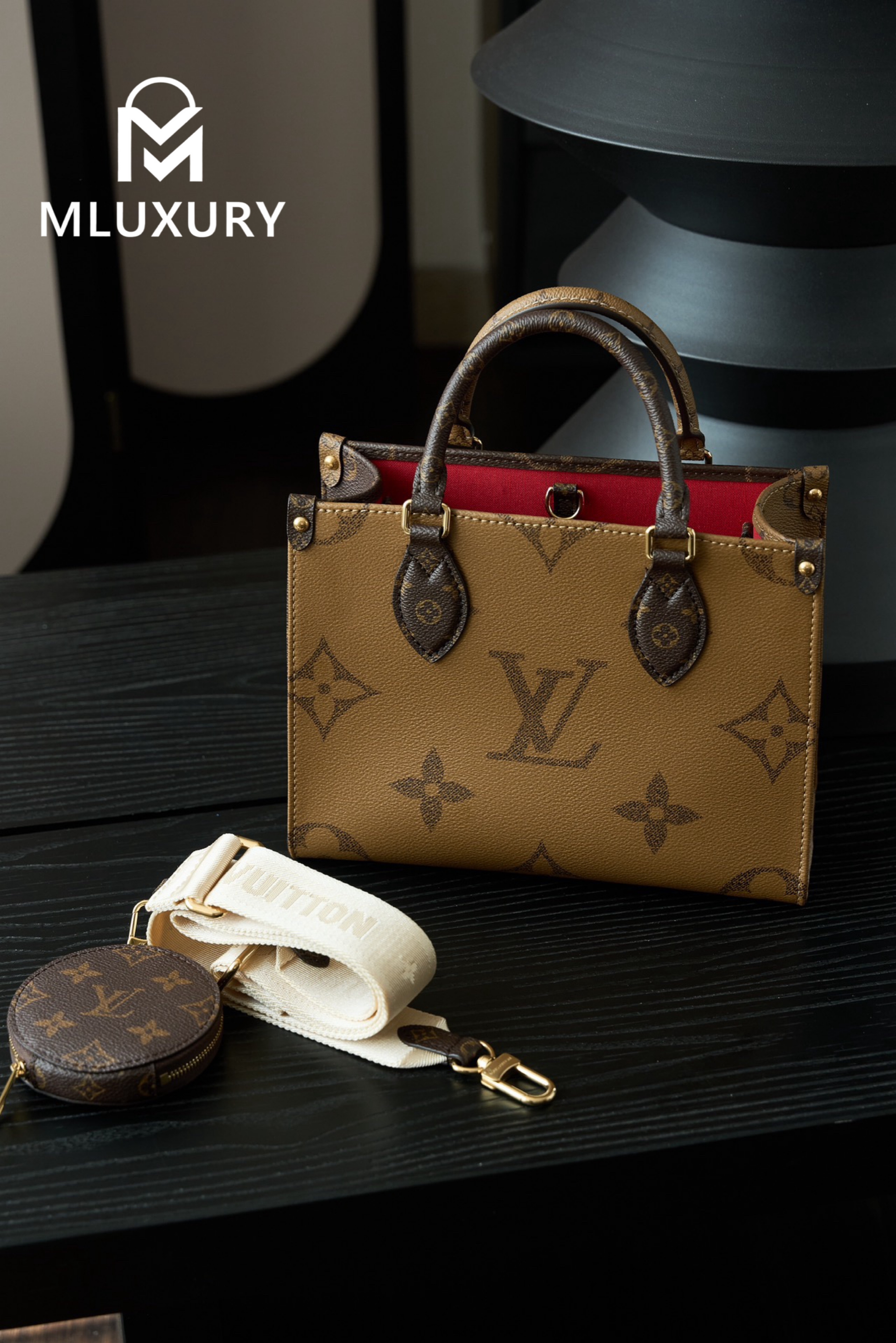 LOUIS VUITTON ONTHEGO (small size)