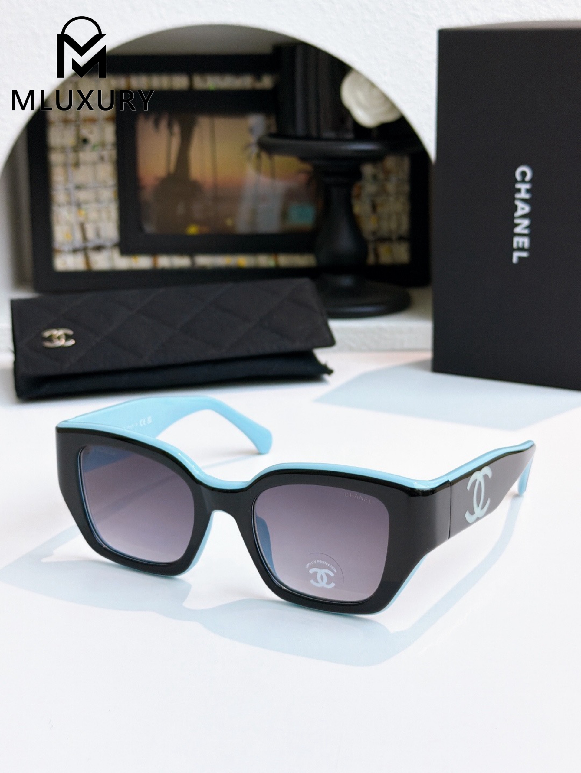CHANEL 6068