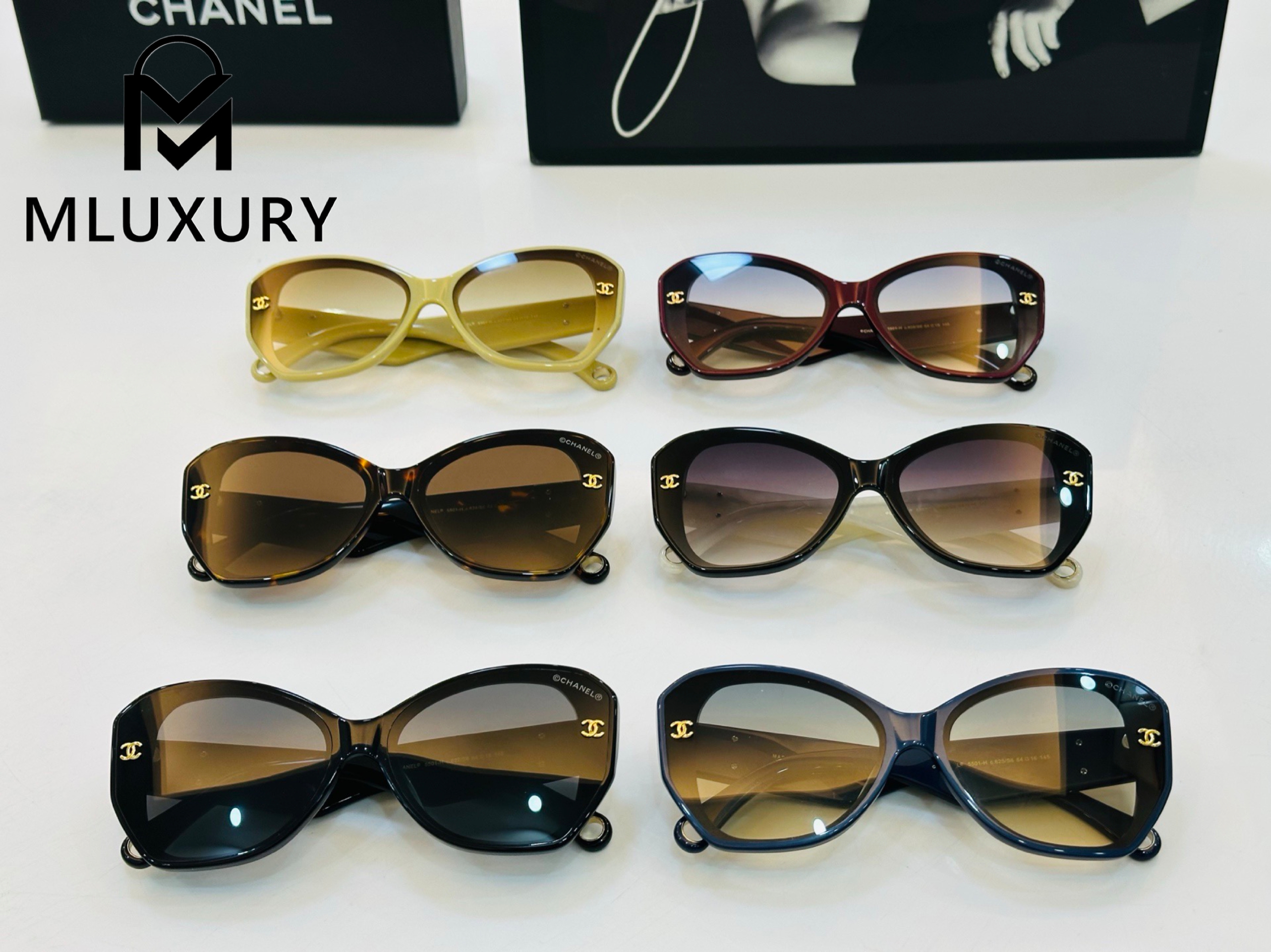 CHANEL  5501