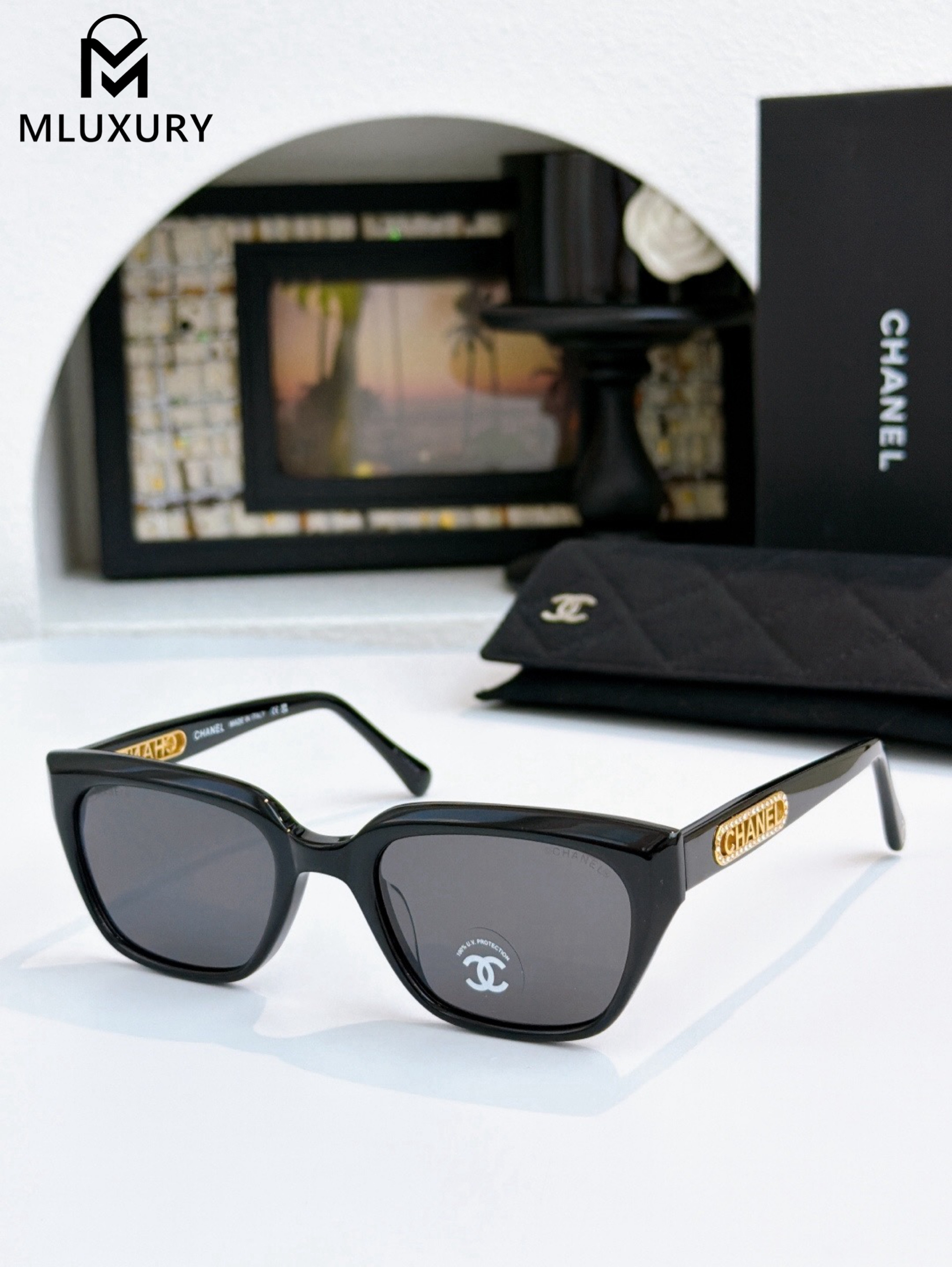 CHANEL 6819