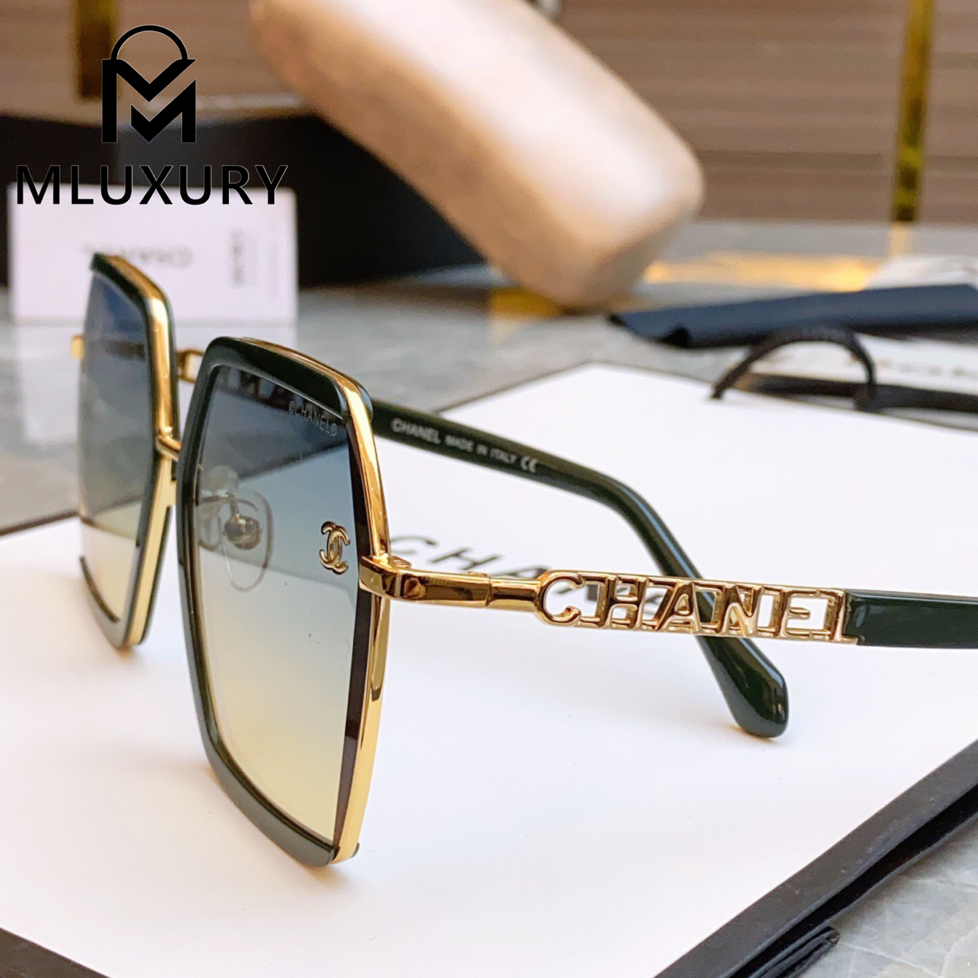 CHANEL 0652