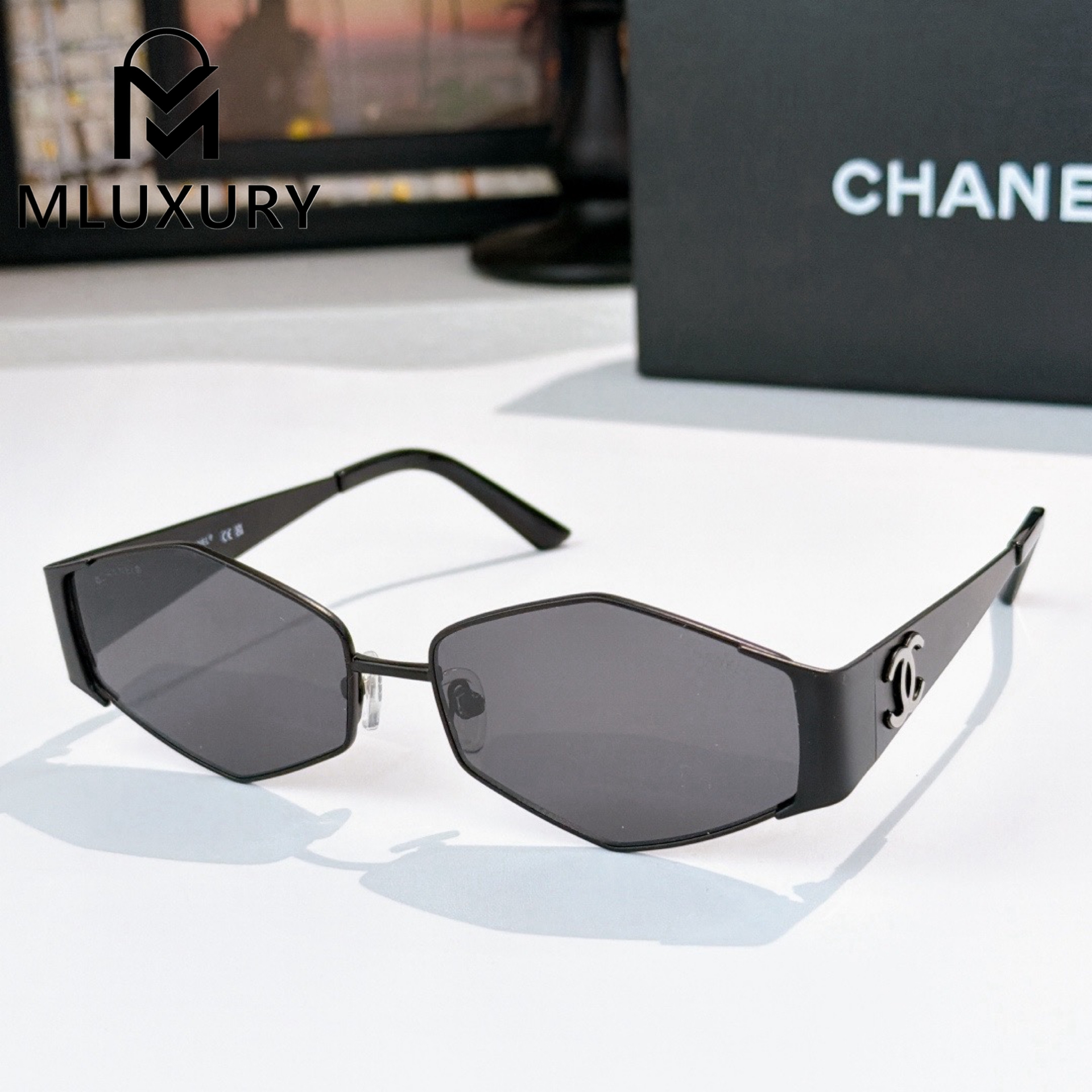 CHANEL 08847