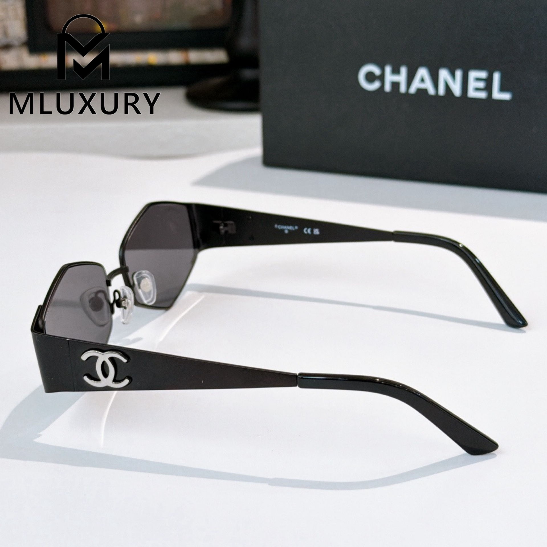 CHANEL 08847