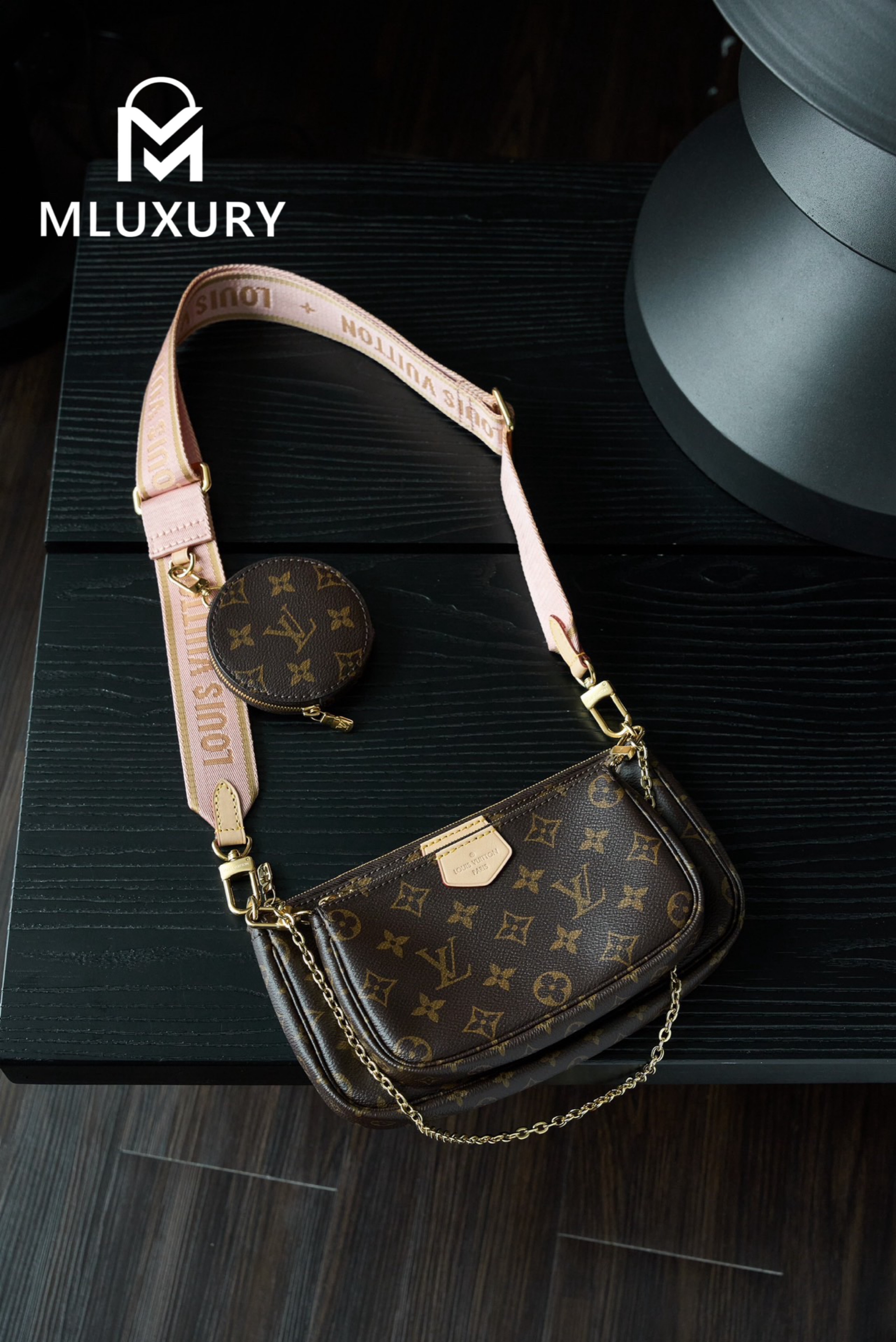LOUIS VUITTON MULTI POCHETTE Handbag