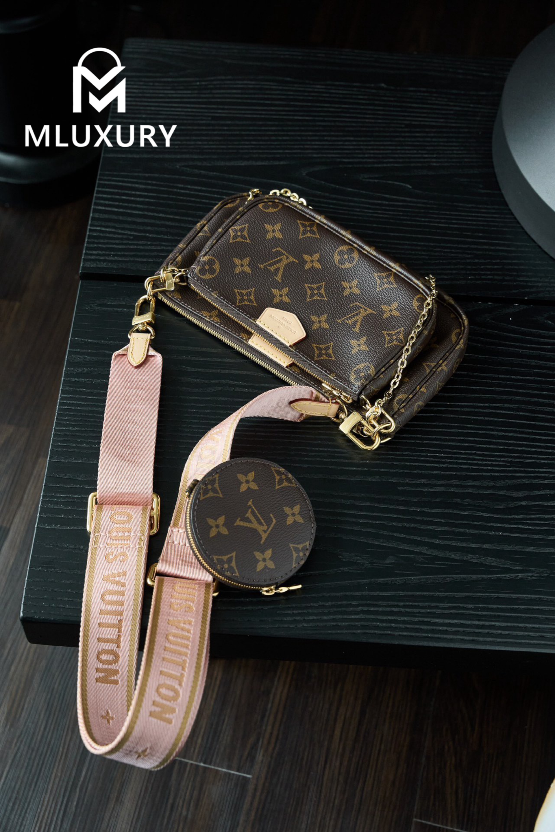 LOUIS VUITTON MULTI POCHETTE Handbag