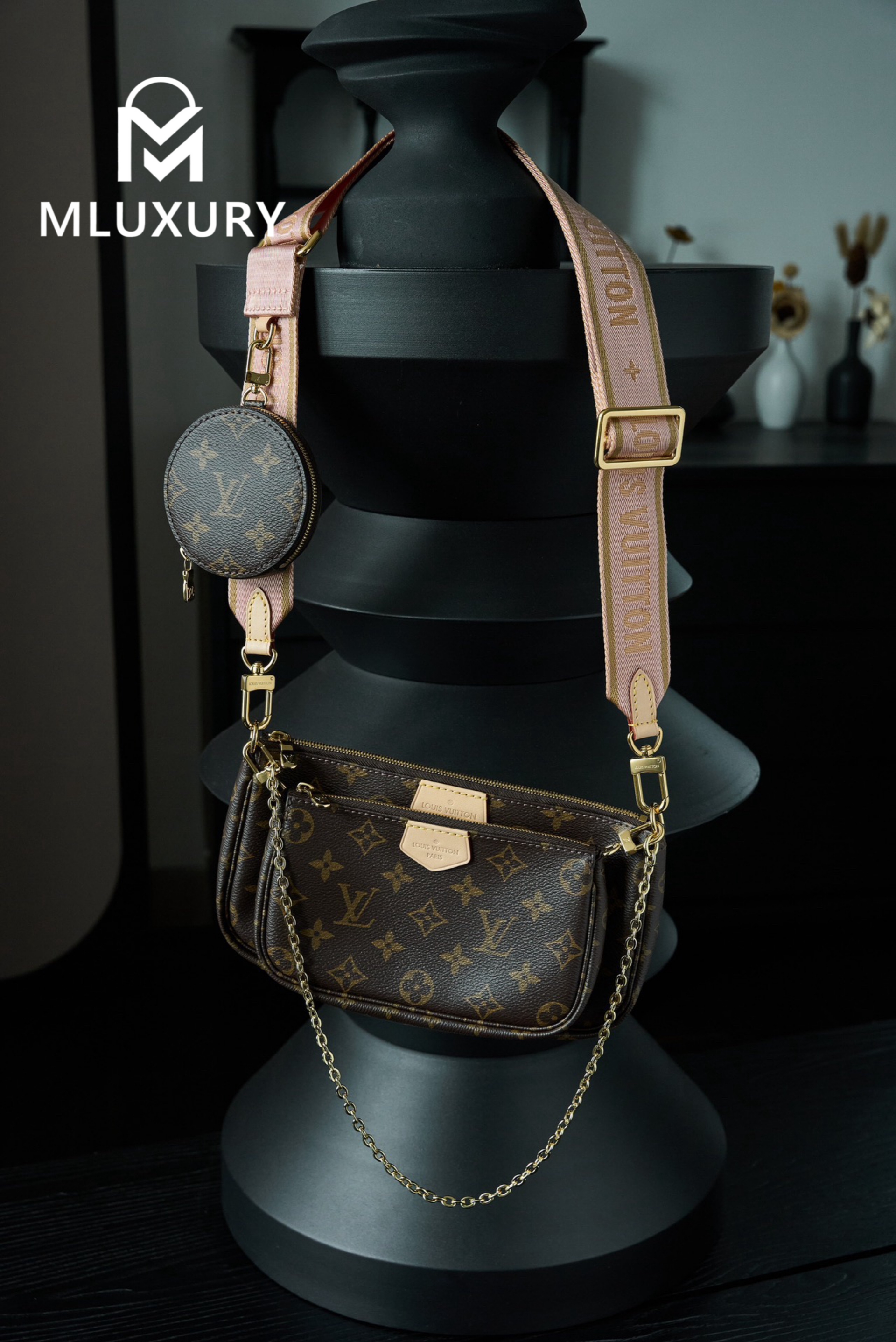 LOUIS VUITTON MULTI POCHETTE Handbag