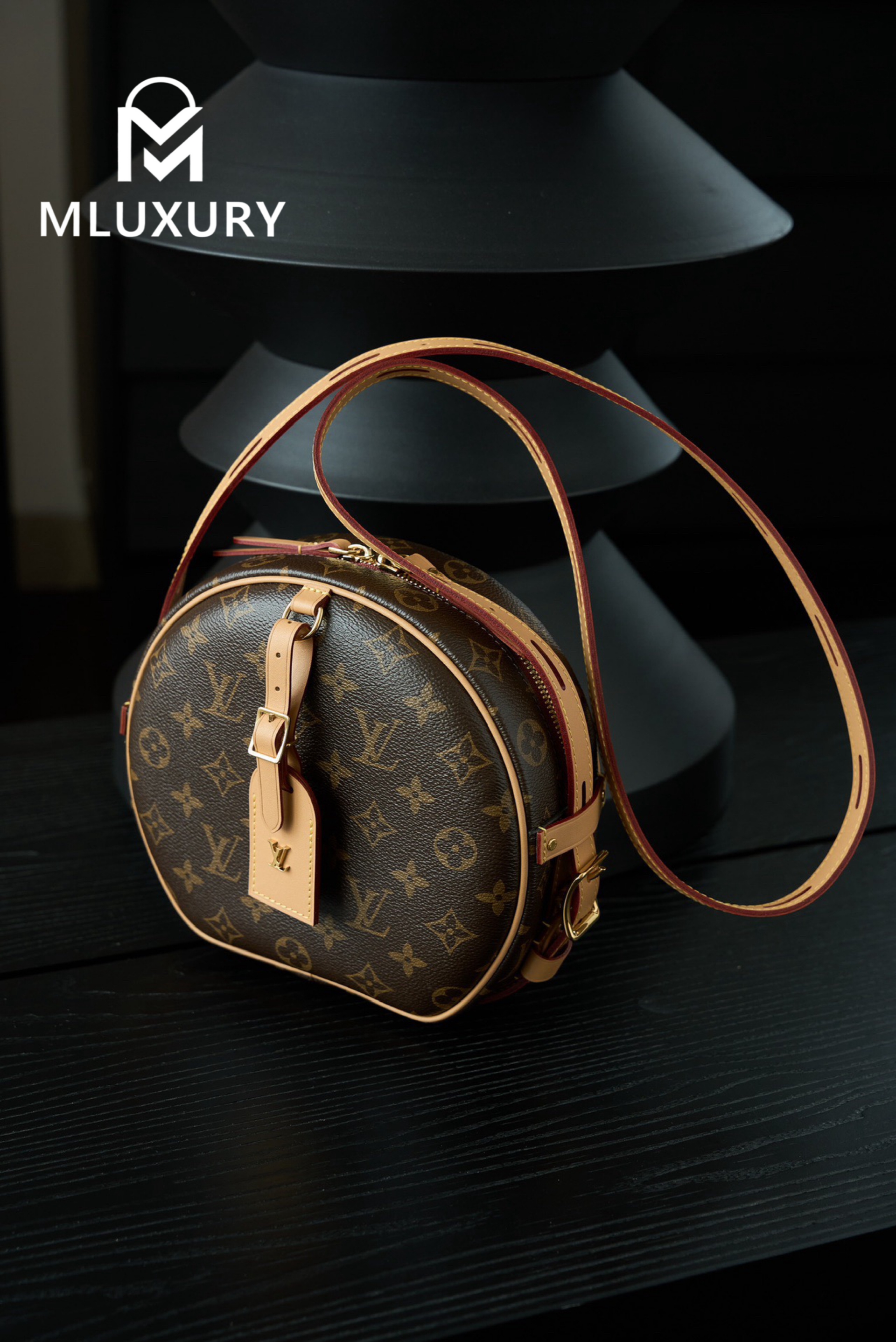 LOUIS VUITTON BOITE CHAPEAU SOUPLE Handbag
