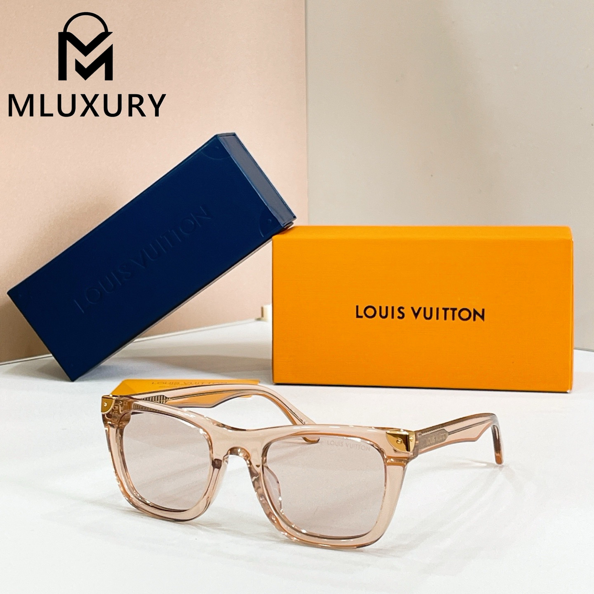 LOUIS VUITTON Z3158U