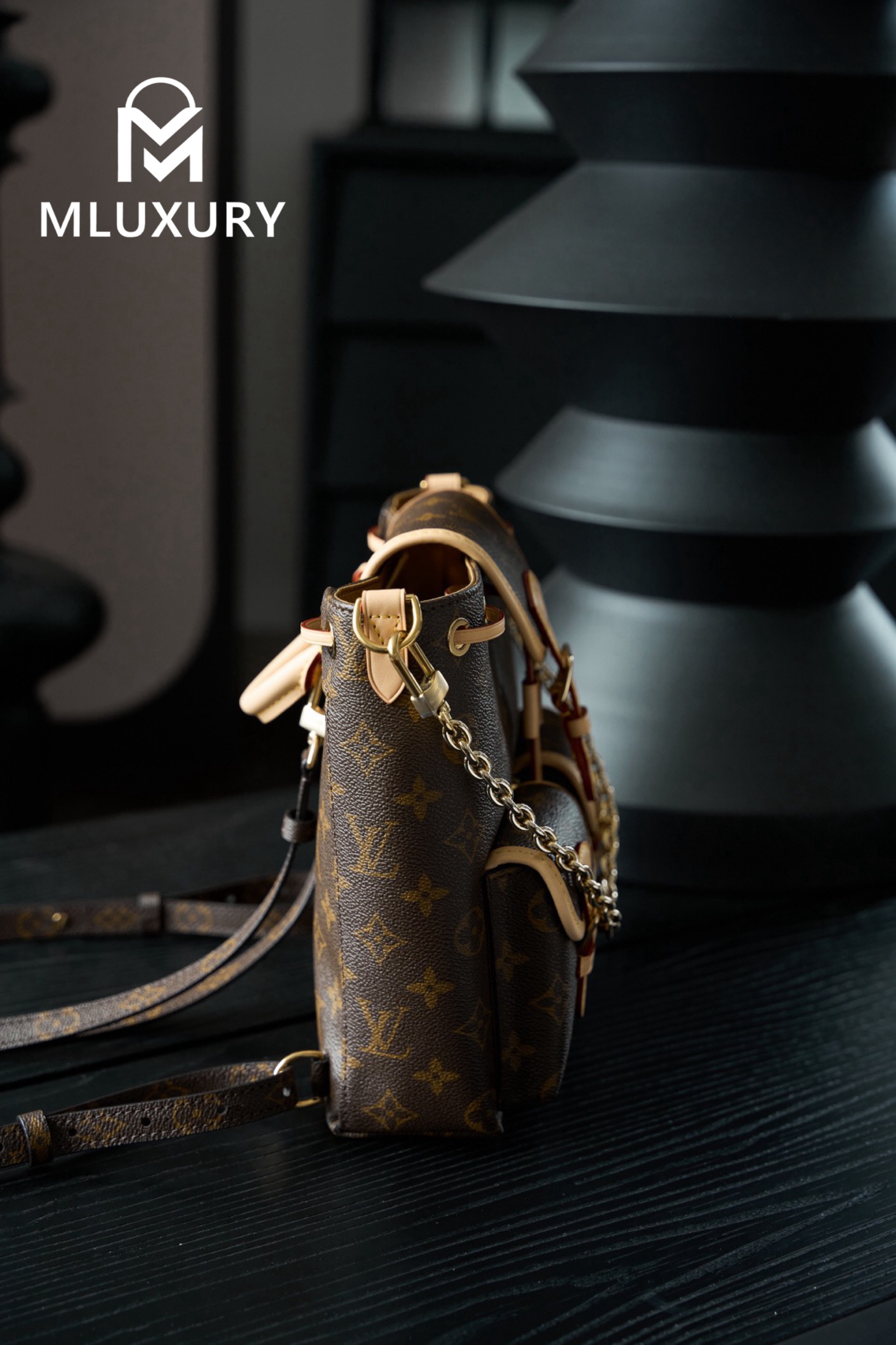 LOUIS VUITTON EXCURSION Small Backpack