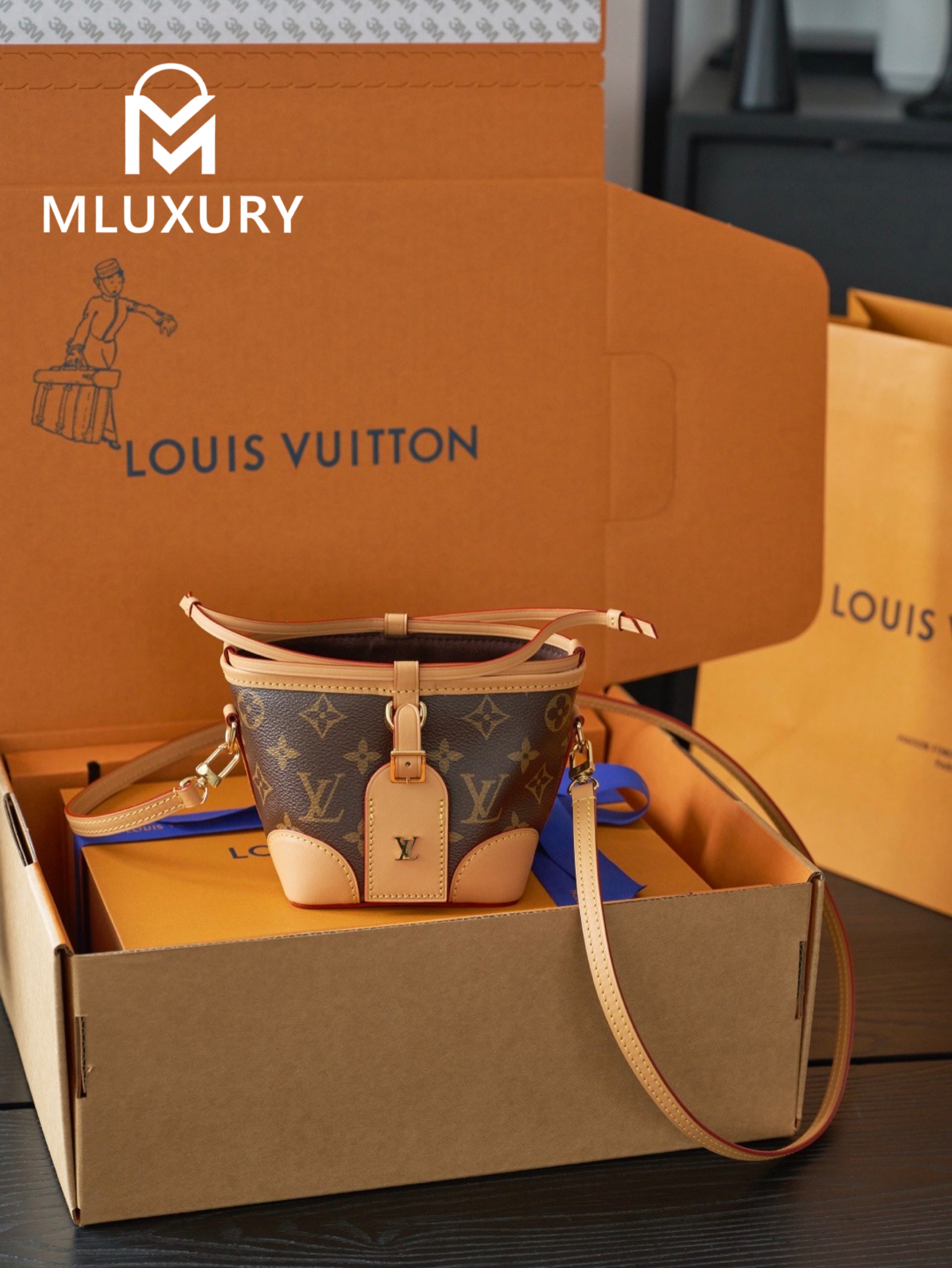 LOUIS VUITTON Noé Purse Handbag