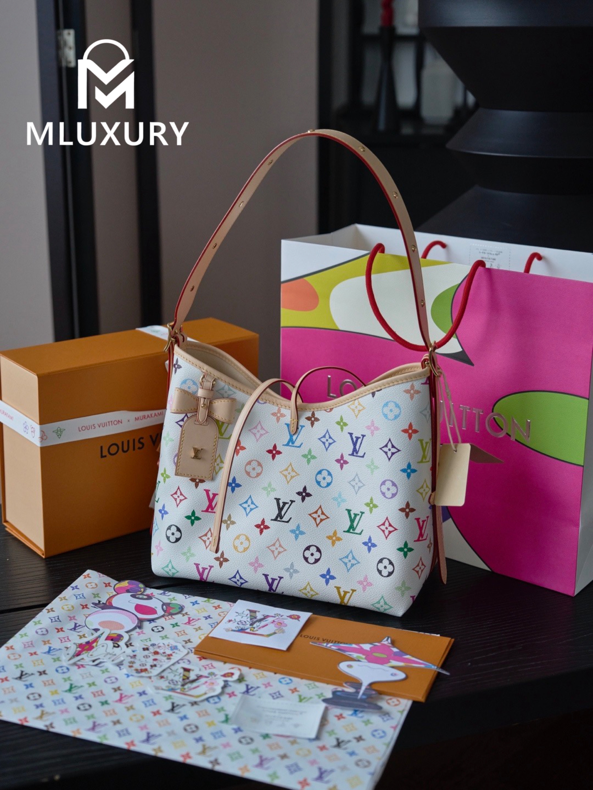 LOUIS VUITTON CARRYALL (small size)