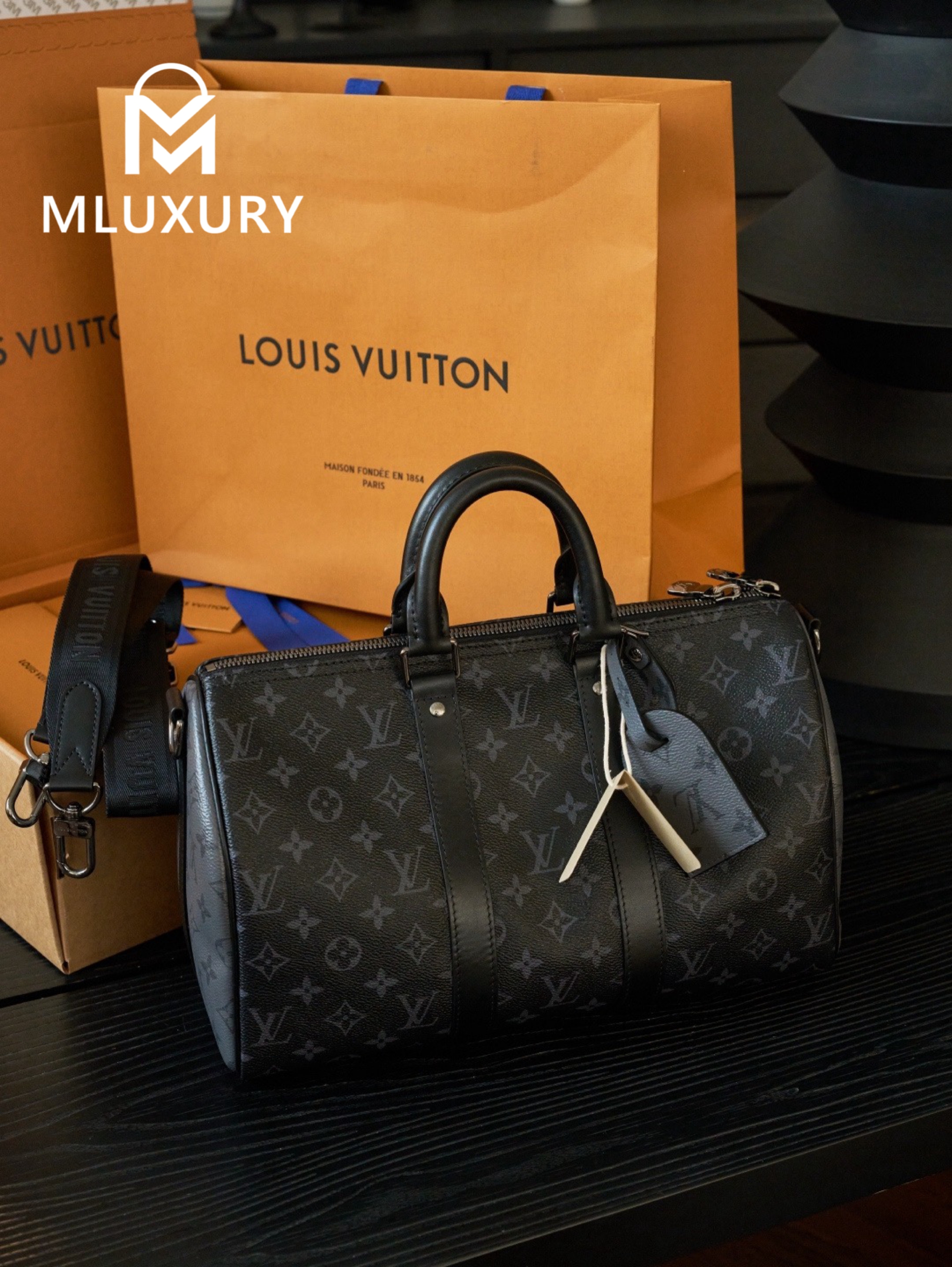 LOUIS VUITTON Keepall Bandouliere 35 Handbag