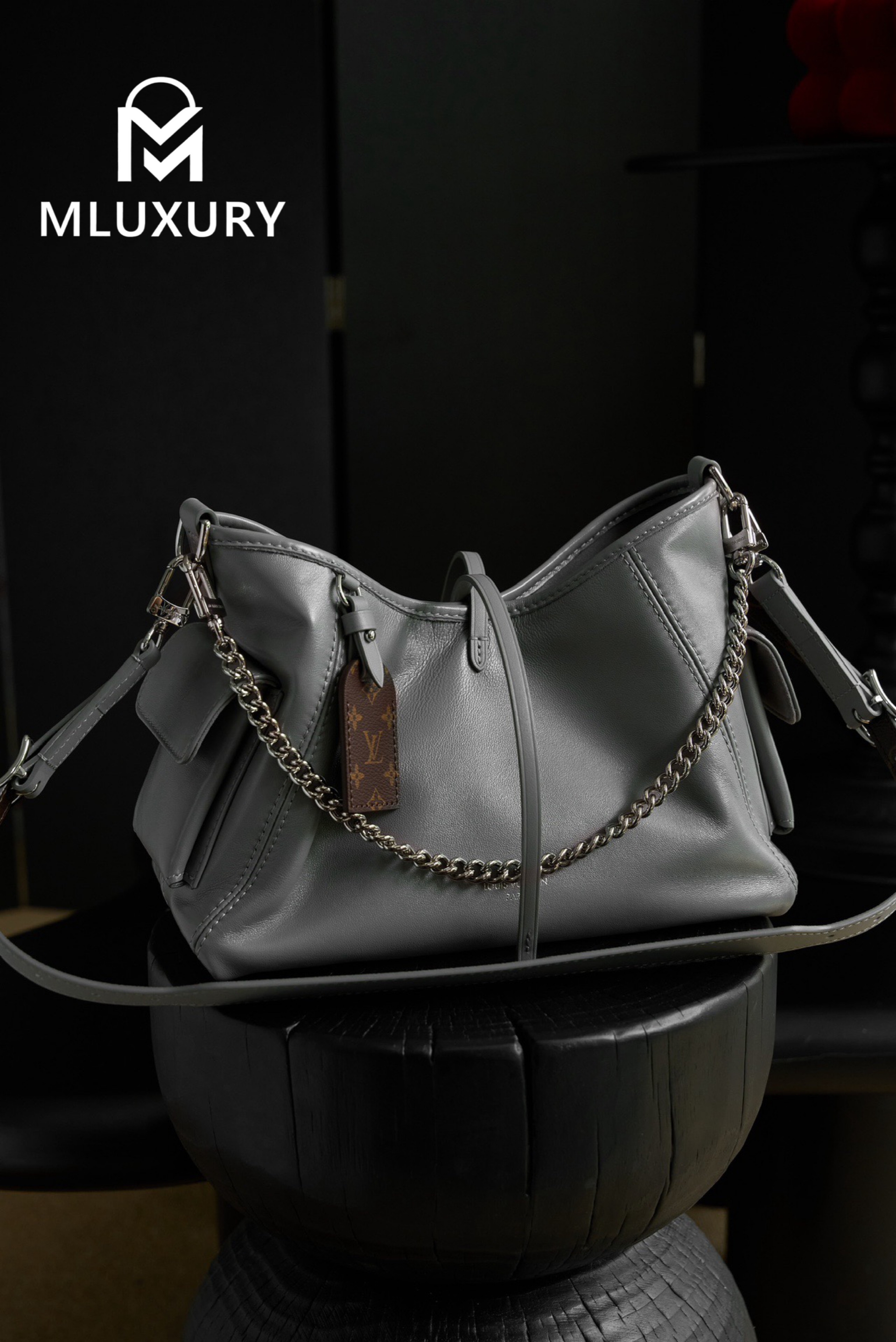 LOUIS VUITTON CARRYFULL DARK (small size)
