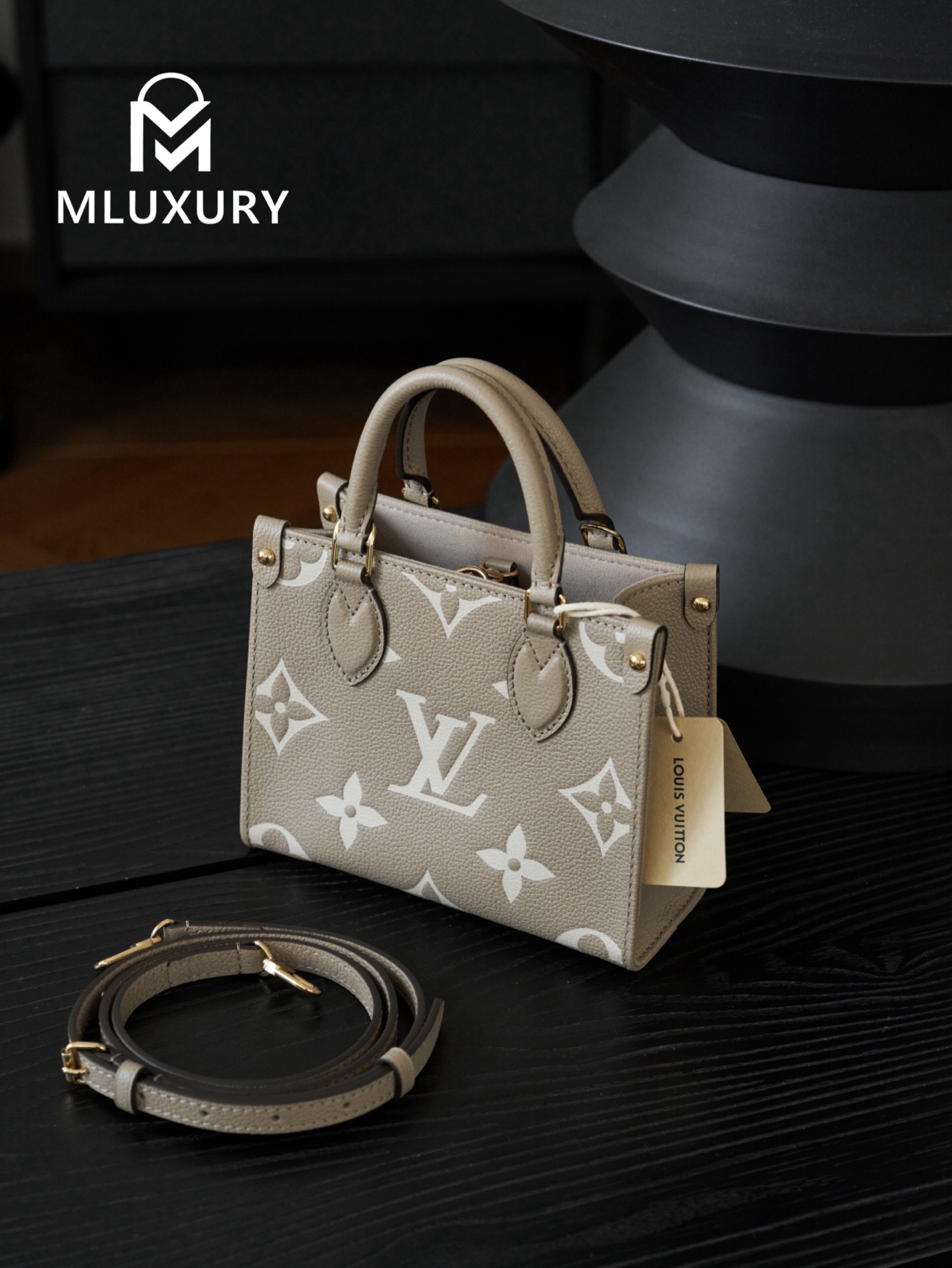 LOUIS VUITTON ONTHEGO BB