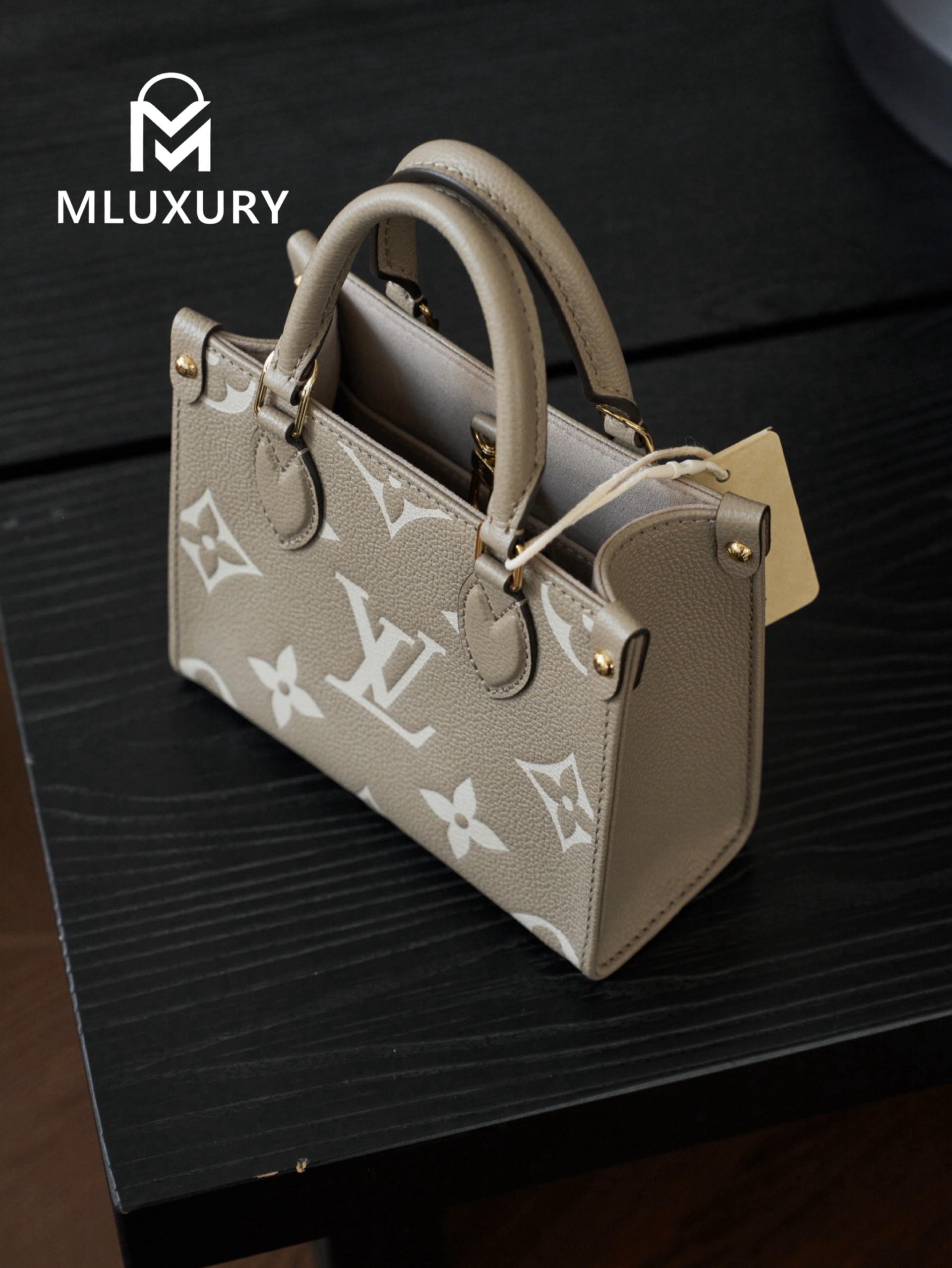 LOUIS VUITTON ONTHEGO BB