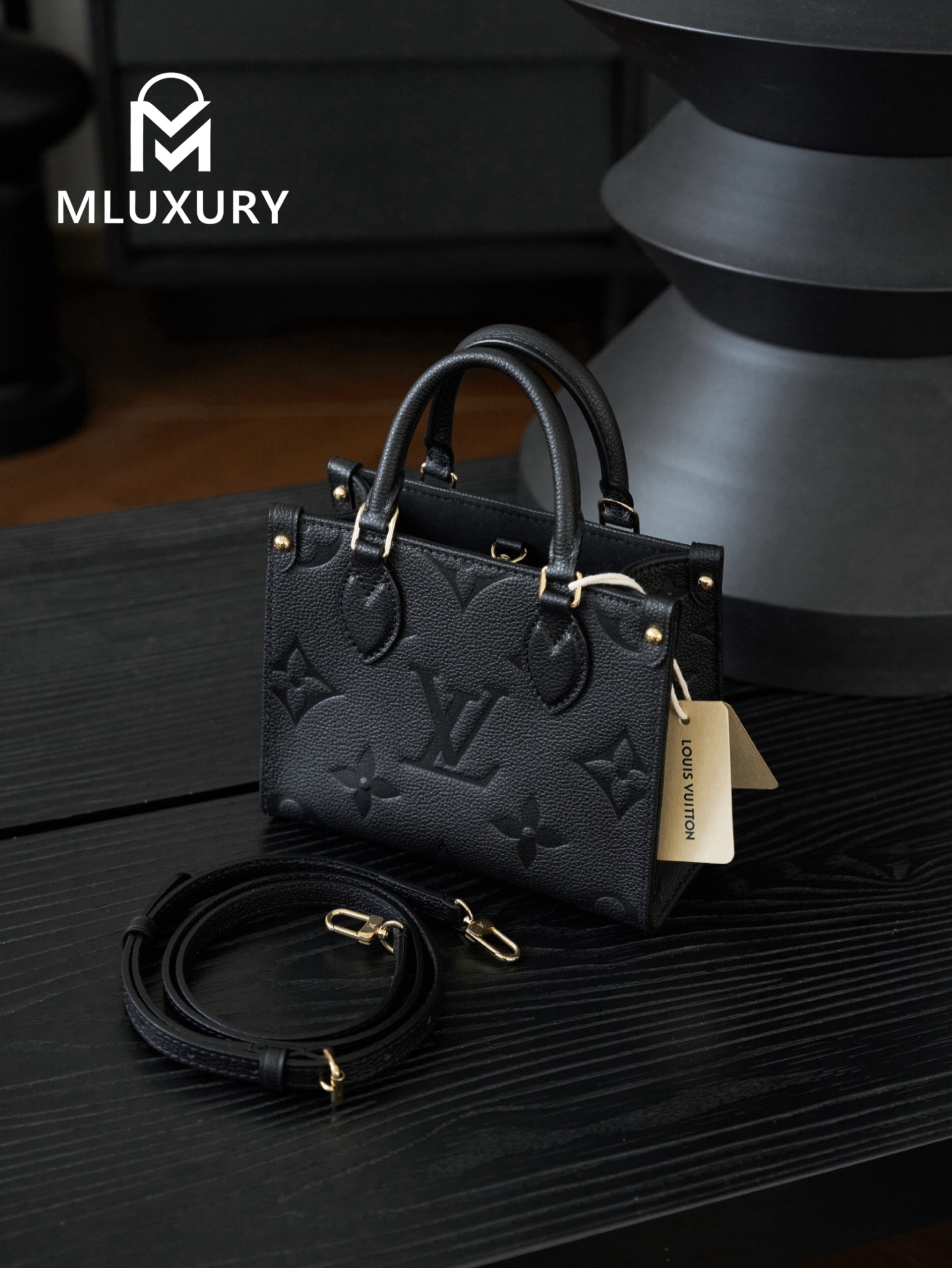 LOUIS VUITTON ONTHEGO BB