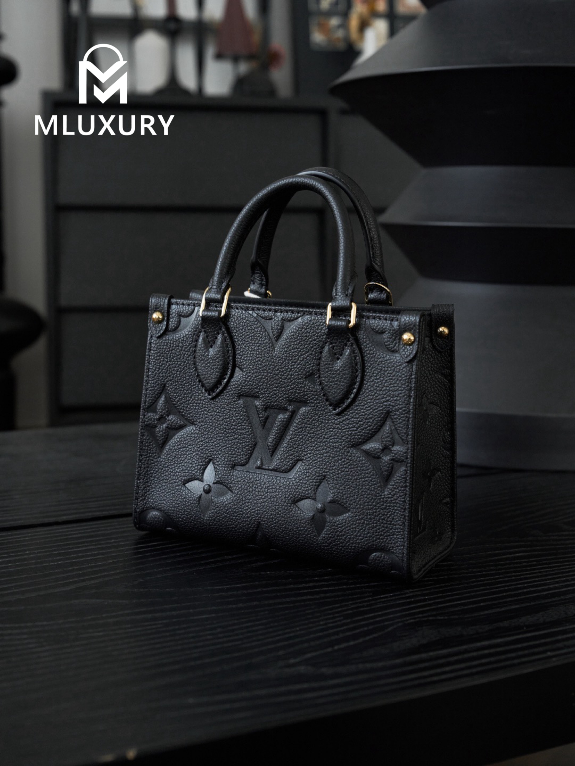 LOUIS VUITTON ONTHEGO BB