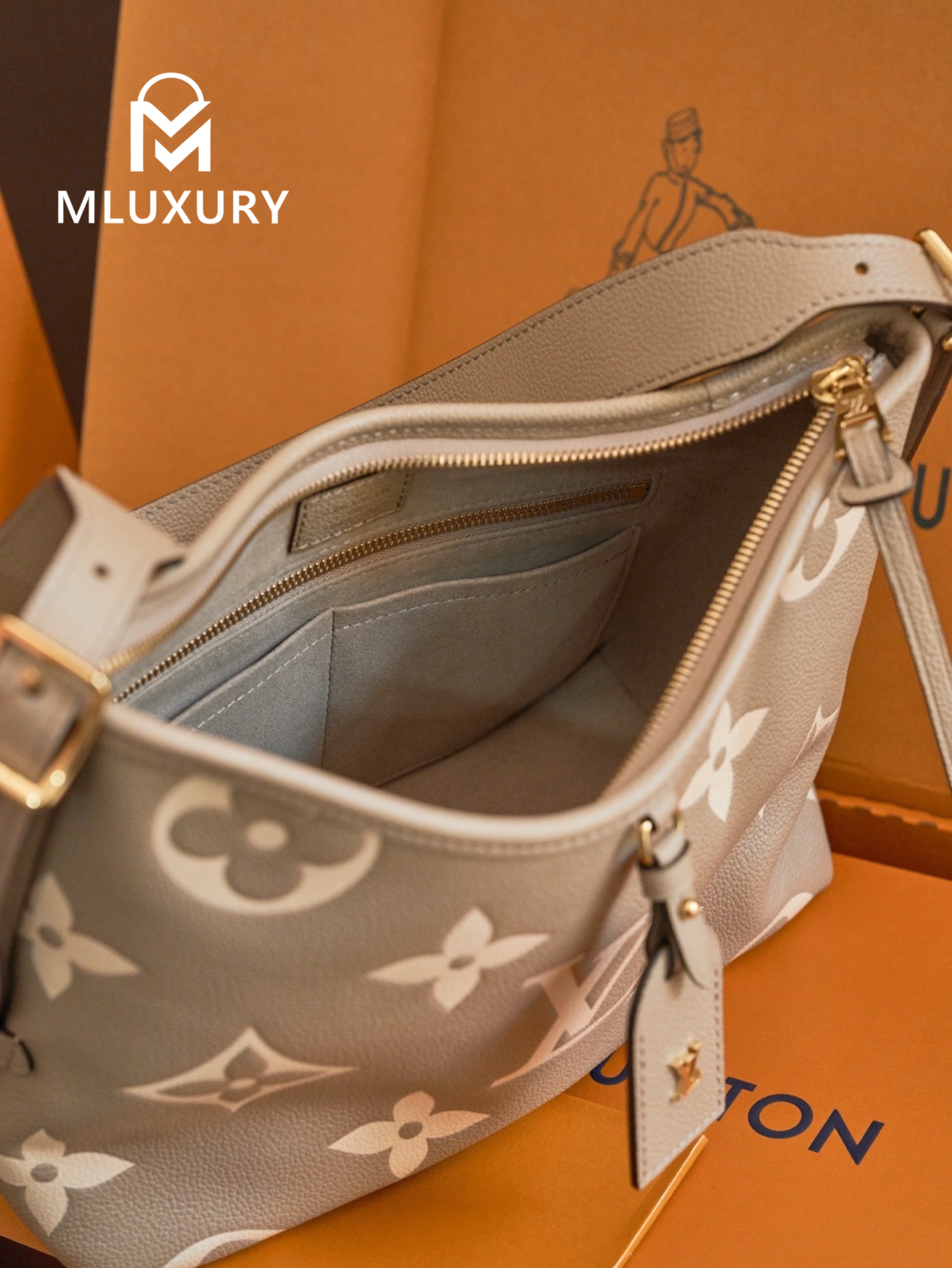 LOUIS VUITTON CARRYALL (Small Size), Elephant Grey