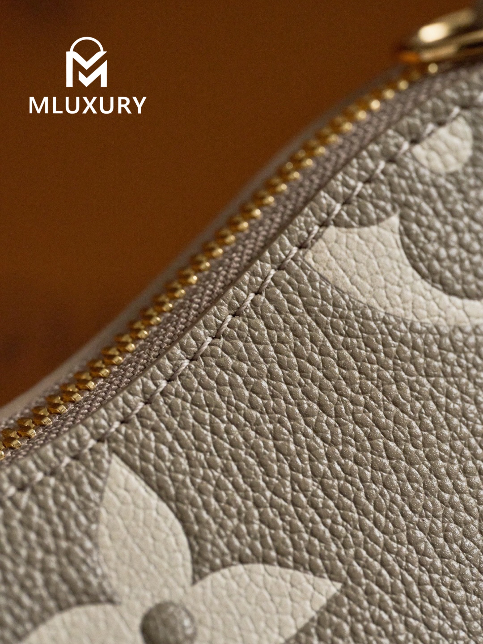 LOUIS VUITTON BOULOGNE (Small  Size) , Elephant Grey
