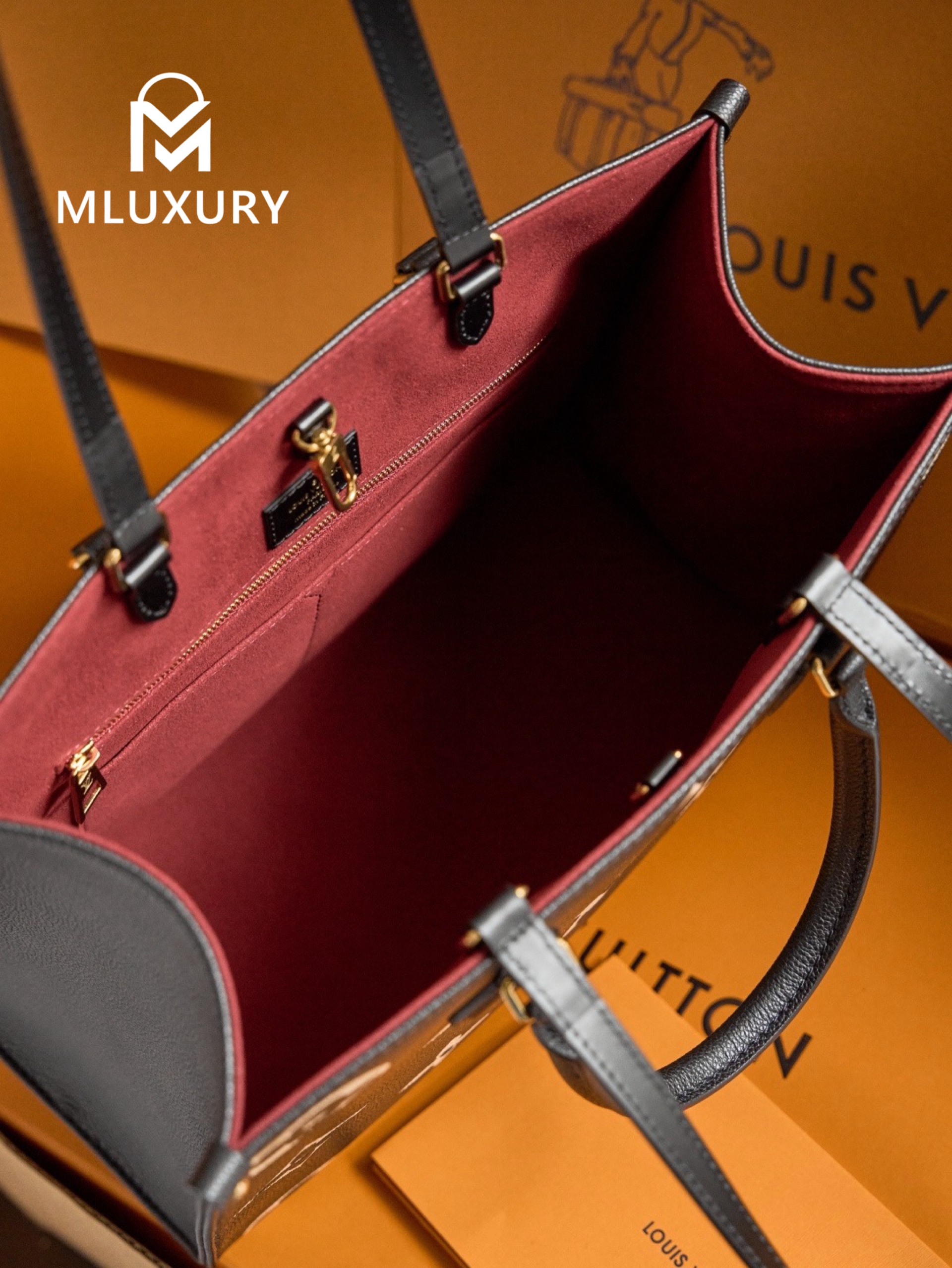 LOUIS VUITTON ONTHEGO Medium, Black