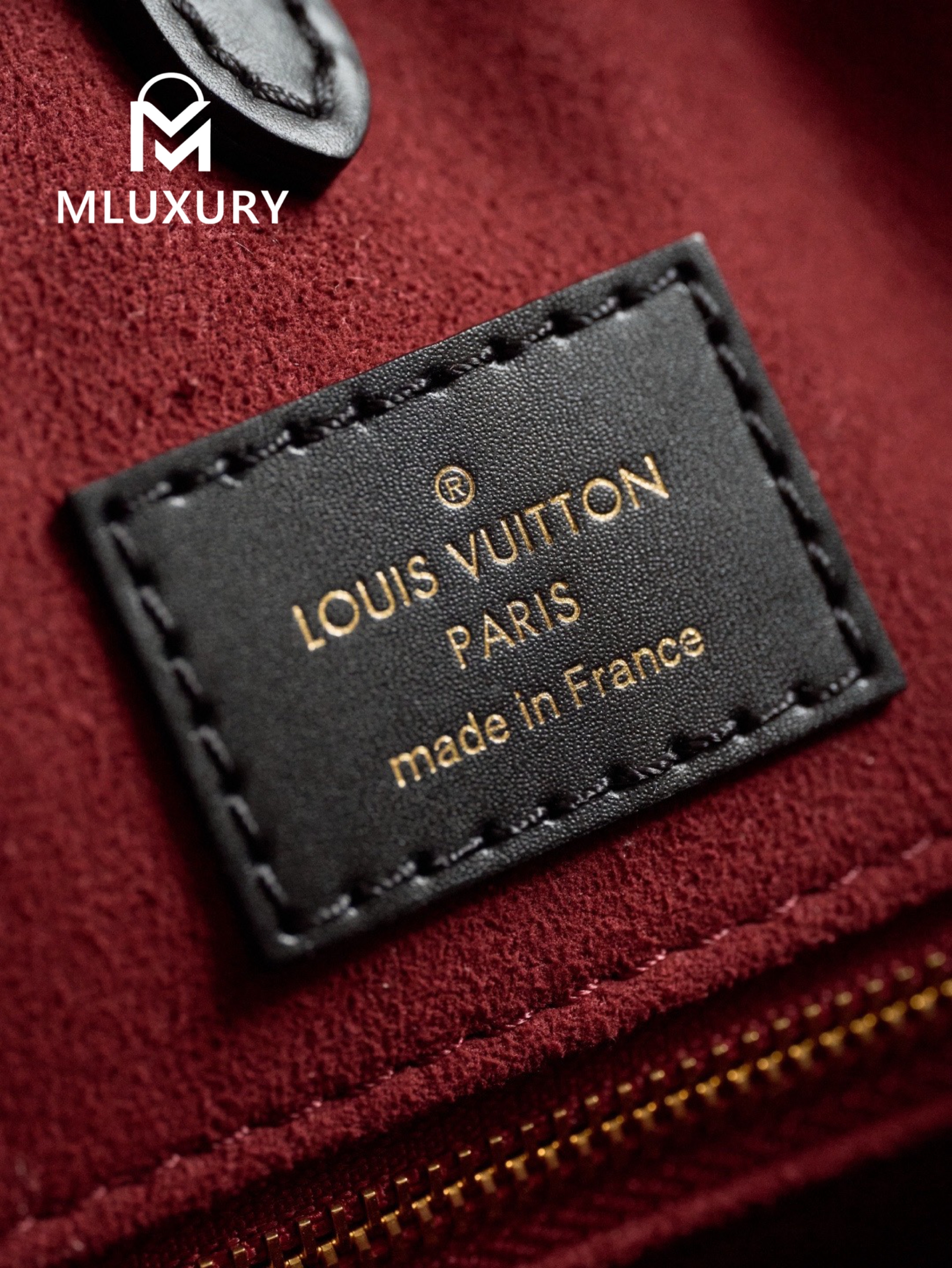 LOUIS VUITTON ONTHEGO Medium, Black