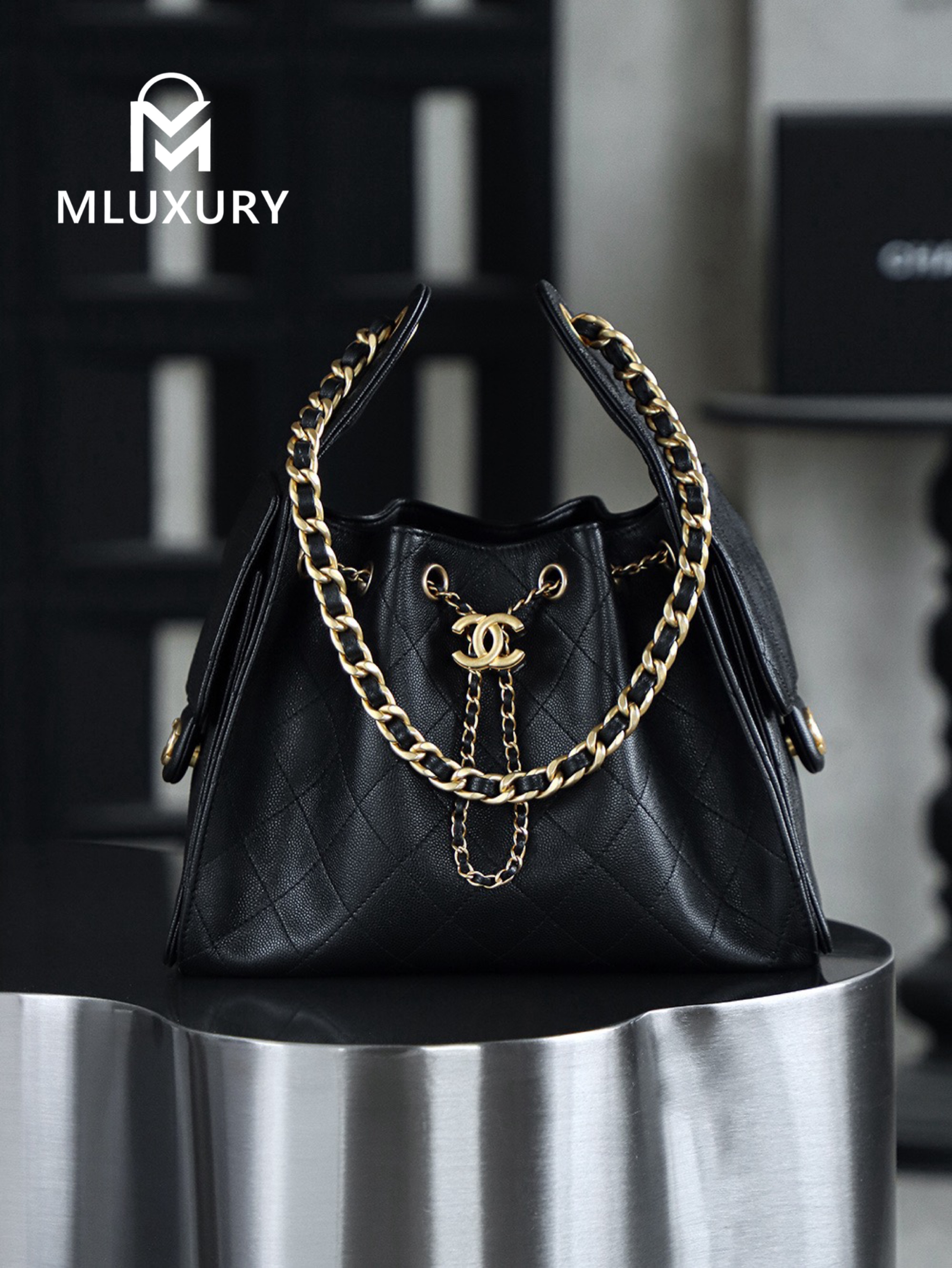 CHANEL 25bag (Small), Black