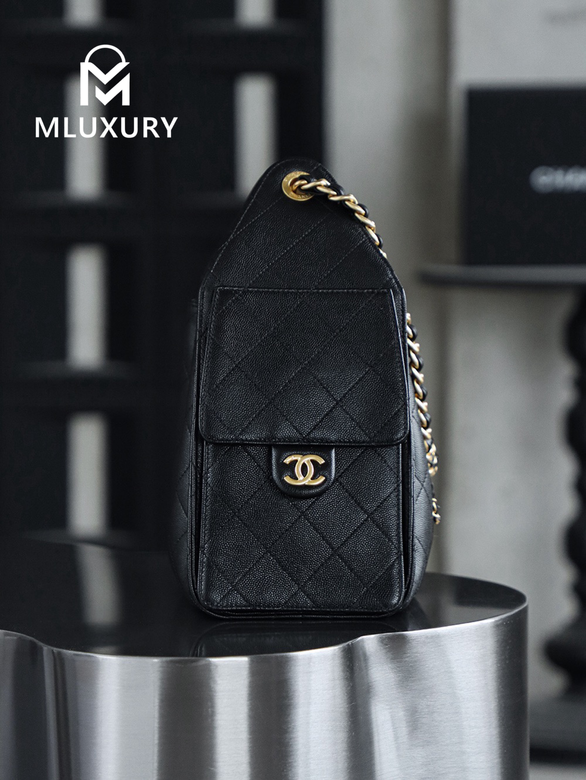 CHANEL 25bag (Small), Black