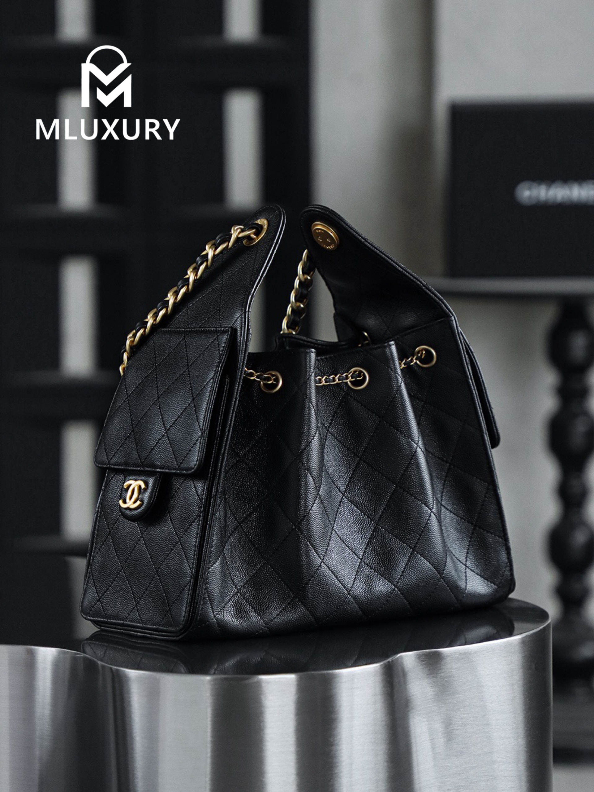 CHANEL 25bag (Small), Black