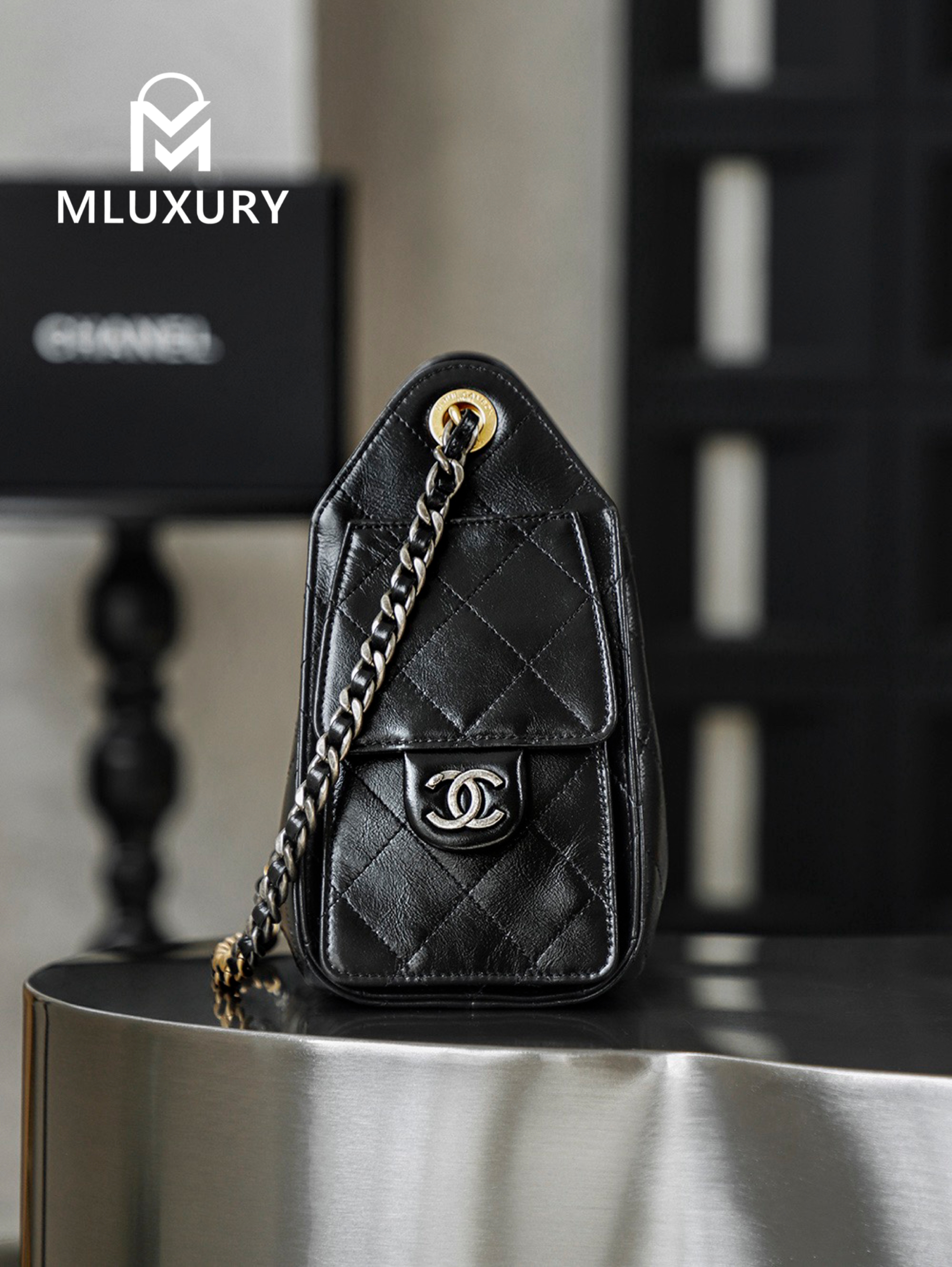 CHANEL 25bag mini, 26C New Season Oil-Waxed Leather