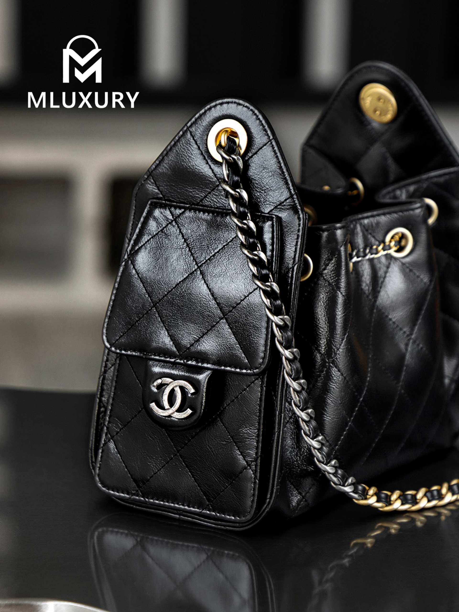 CHANEL 25bag mini, 26C New Season Oil-Waxed Leather